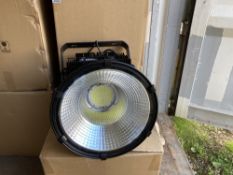 (4) 400W LED high bay light units