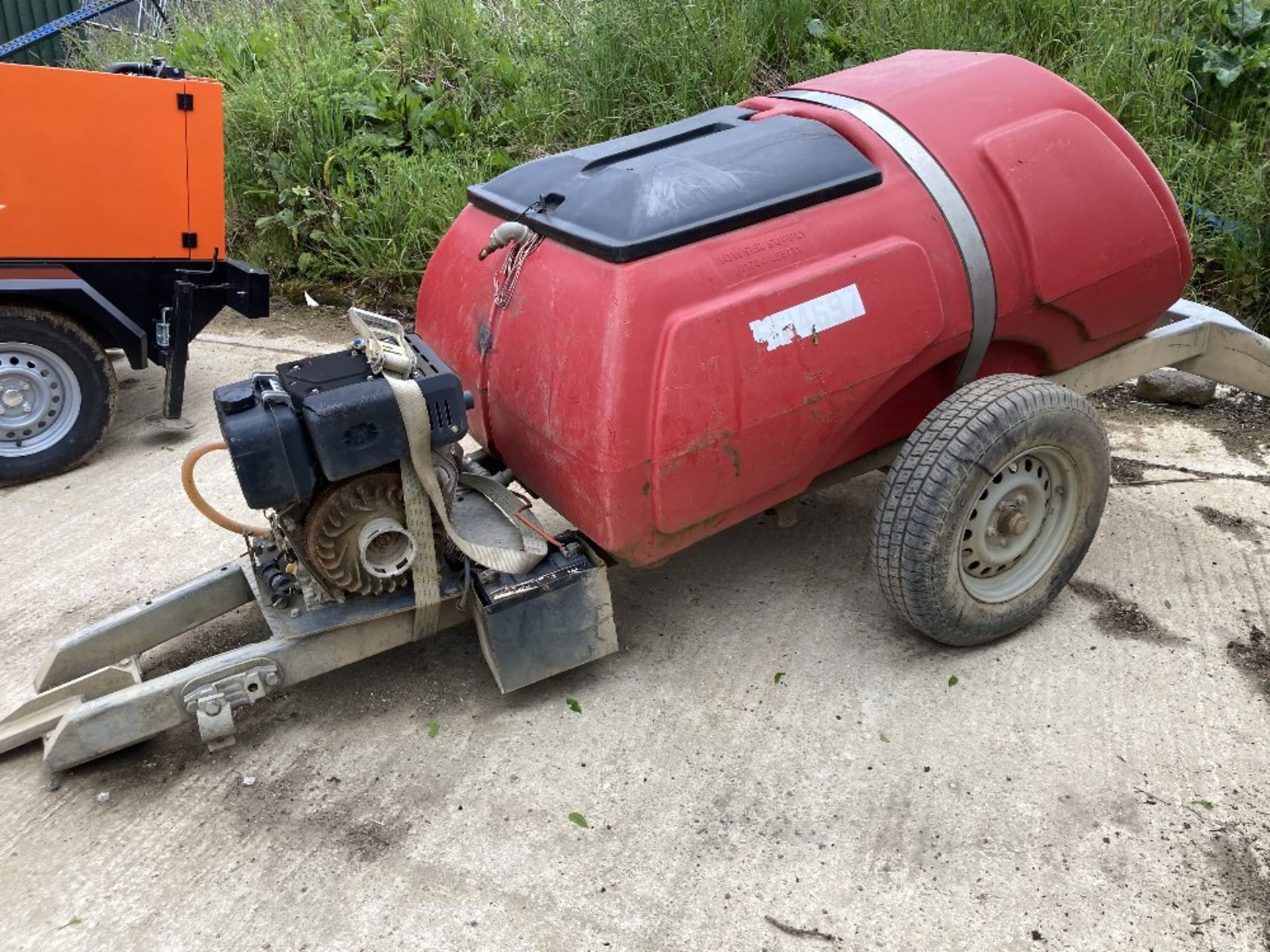 Taskman diesel powered towable pressure washer - Image 13 of 14