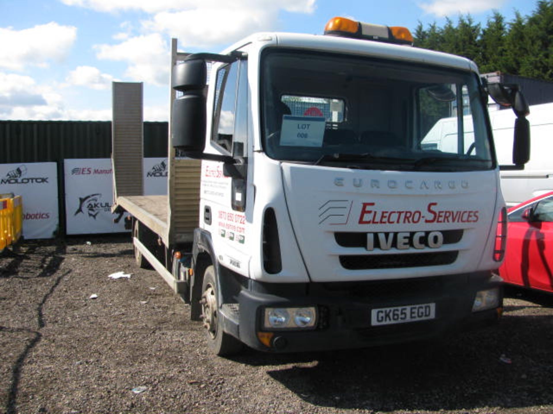 Iveco Eurocargo 75E16 E6 flatbed with beavertail - Image 2 of 5