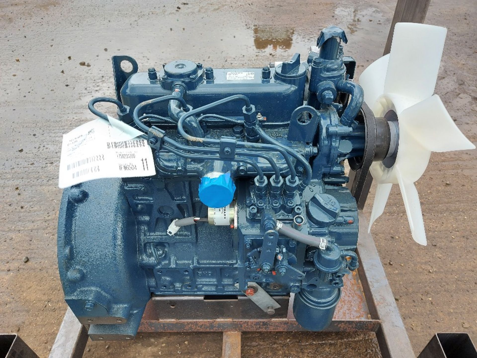 Kubota D1105 3 cylinder diesel engine