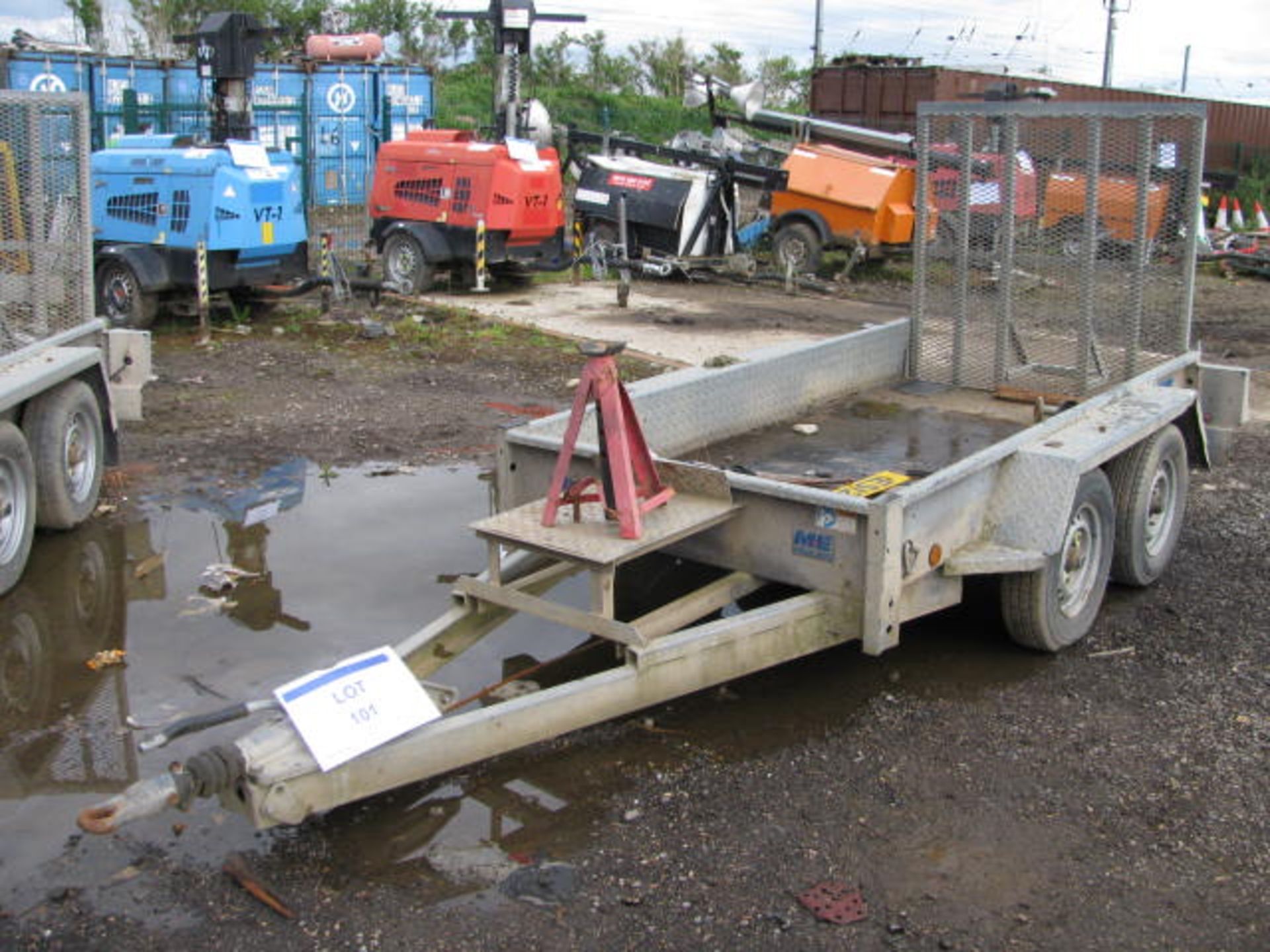 M+E Trailers tandem axle plant trailer