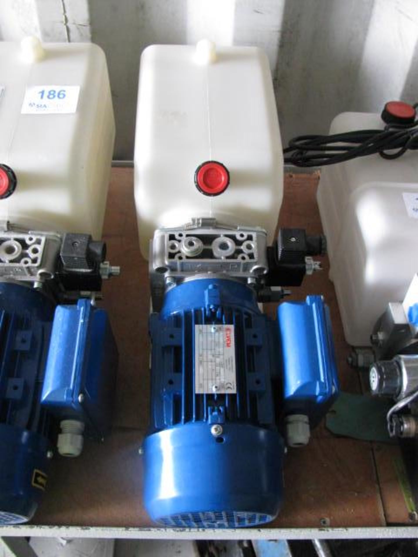 Two Elvem Type 6ML71B4 one pole 3ph electric motors - Bild 2 aus 2