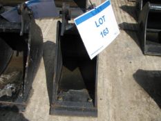 Rhinox XP Part No. 1L9 excavator bucket