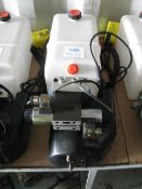 Flowfit pump with directional valve, tank and manual control