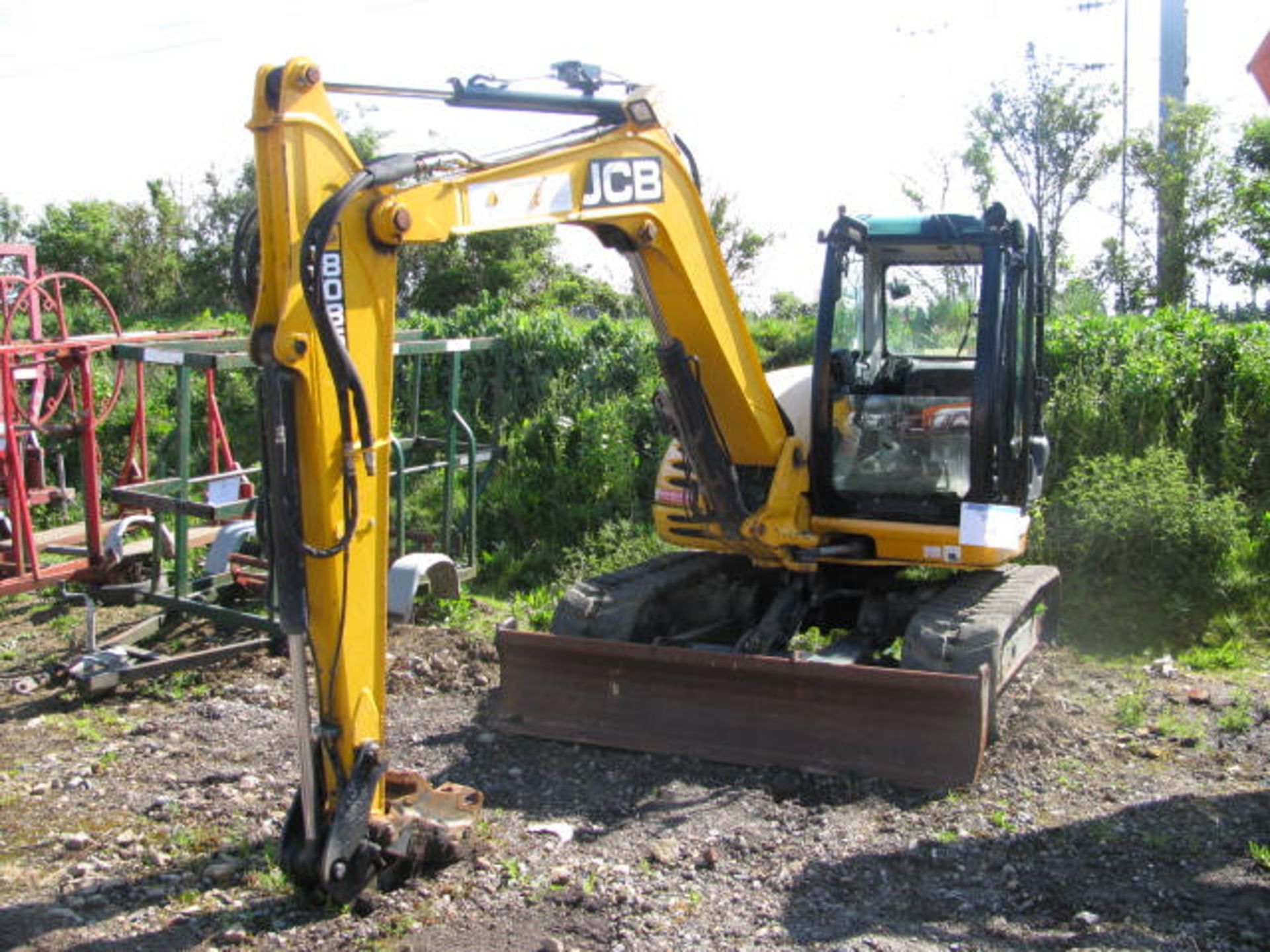 JCB 8085 ZTS rubber tracked excavator