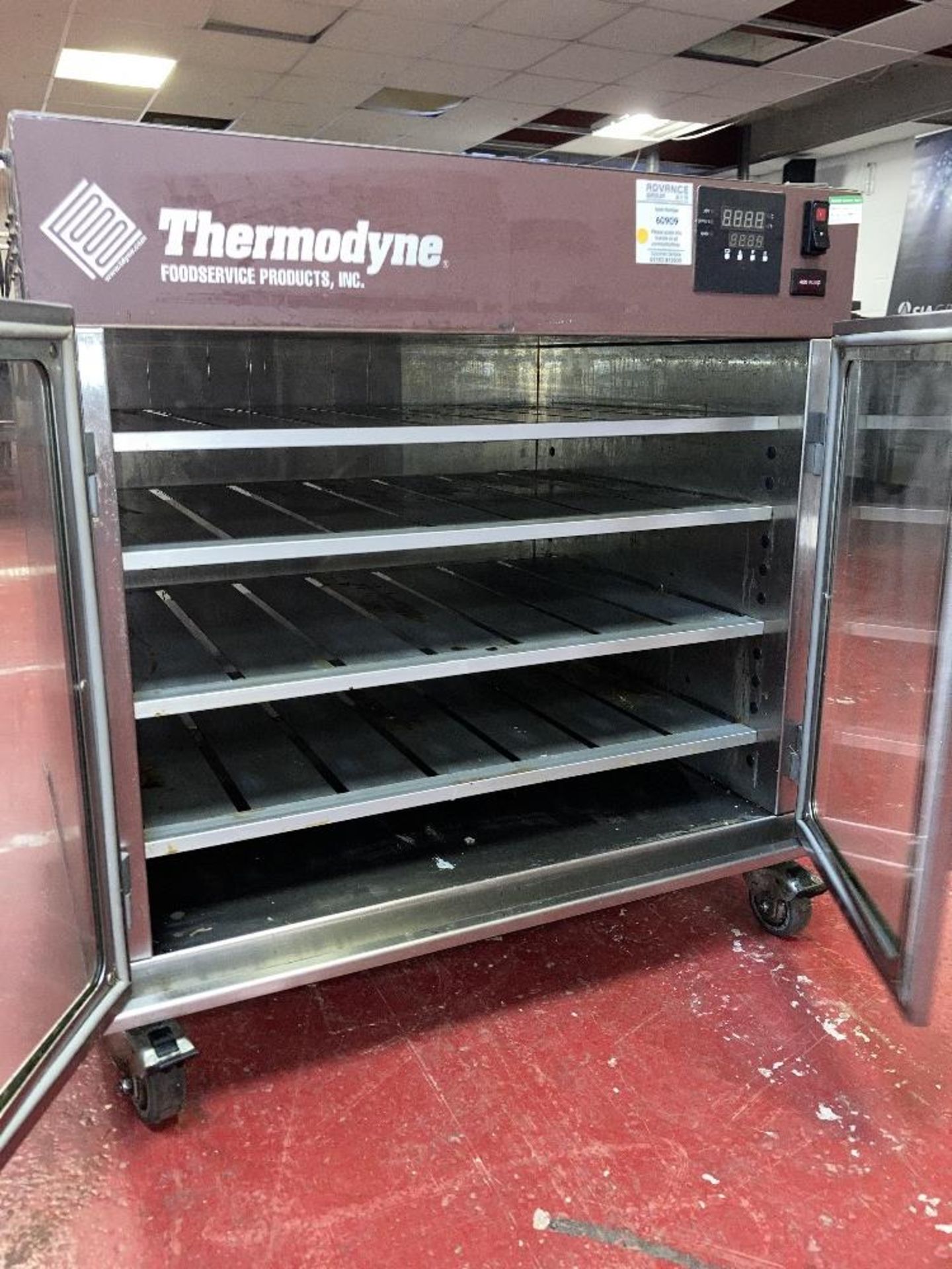 Thermodyne 700CT 2-Door Holding Cabinet (DOM: 2016) - Image 4 of 6