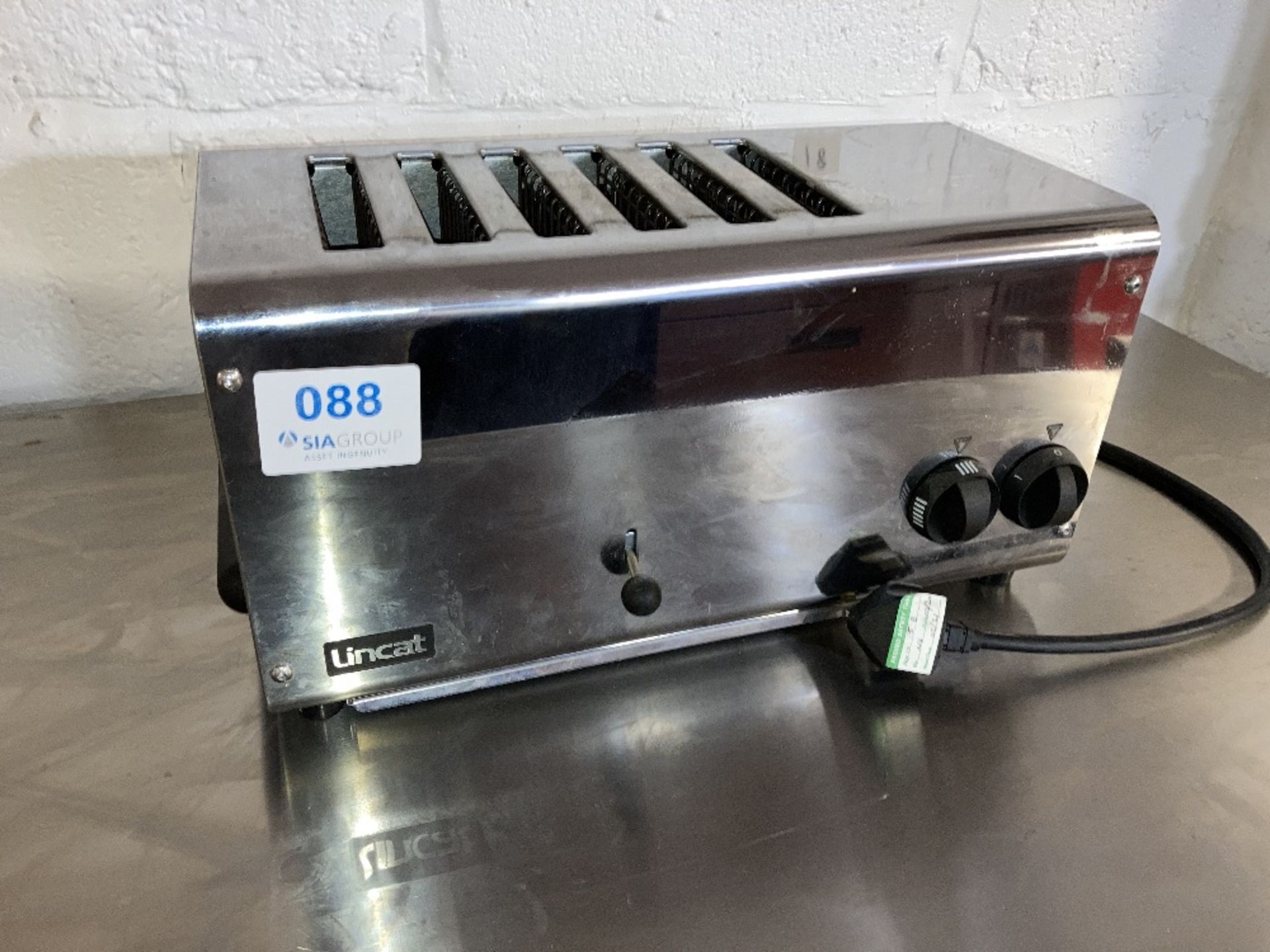 Lincat LT6X Commercial Toaster