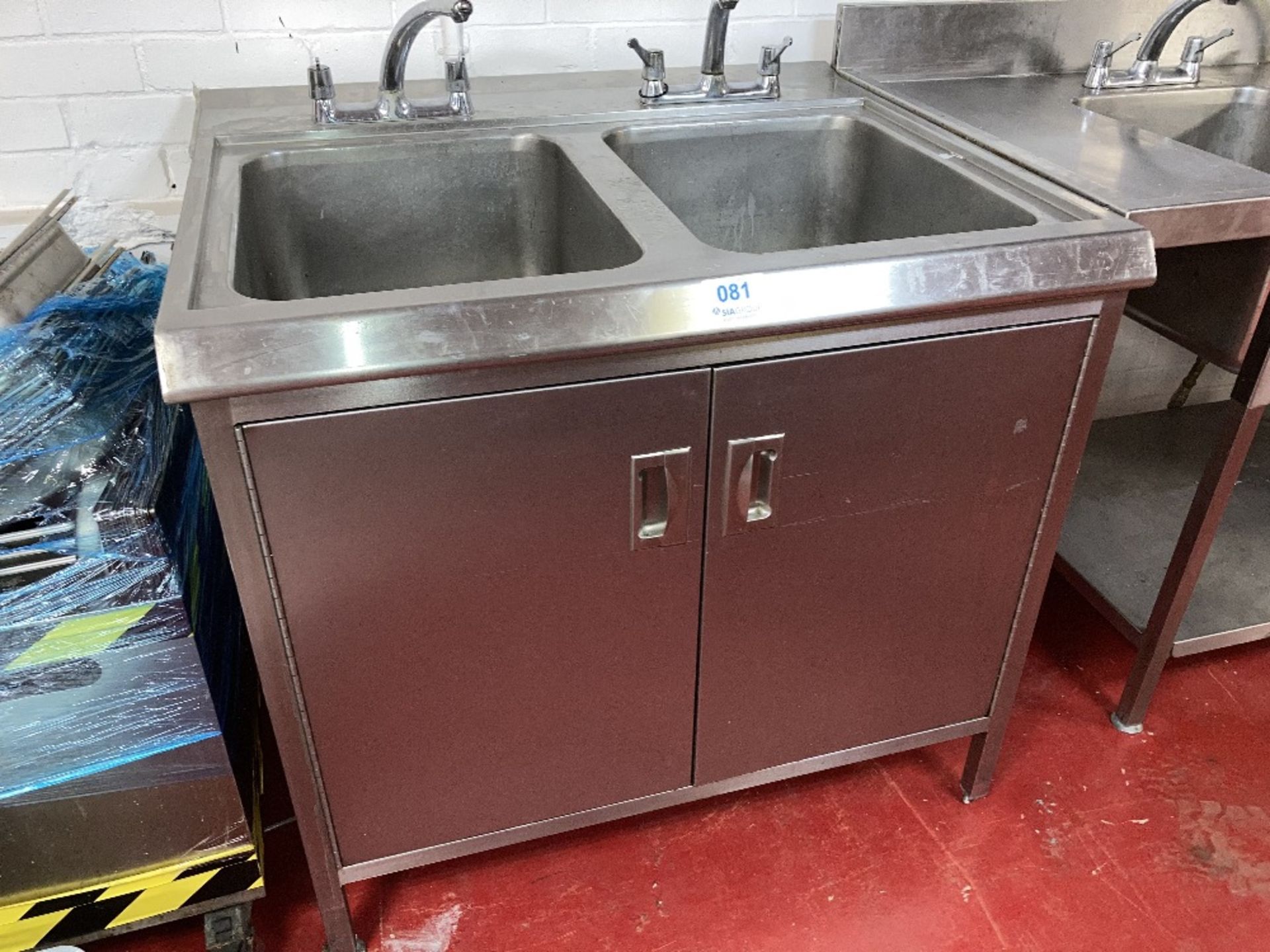 Stainless Steel Twin-Sink Washing Basin c/w Under-Cupboard