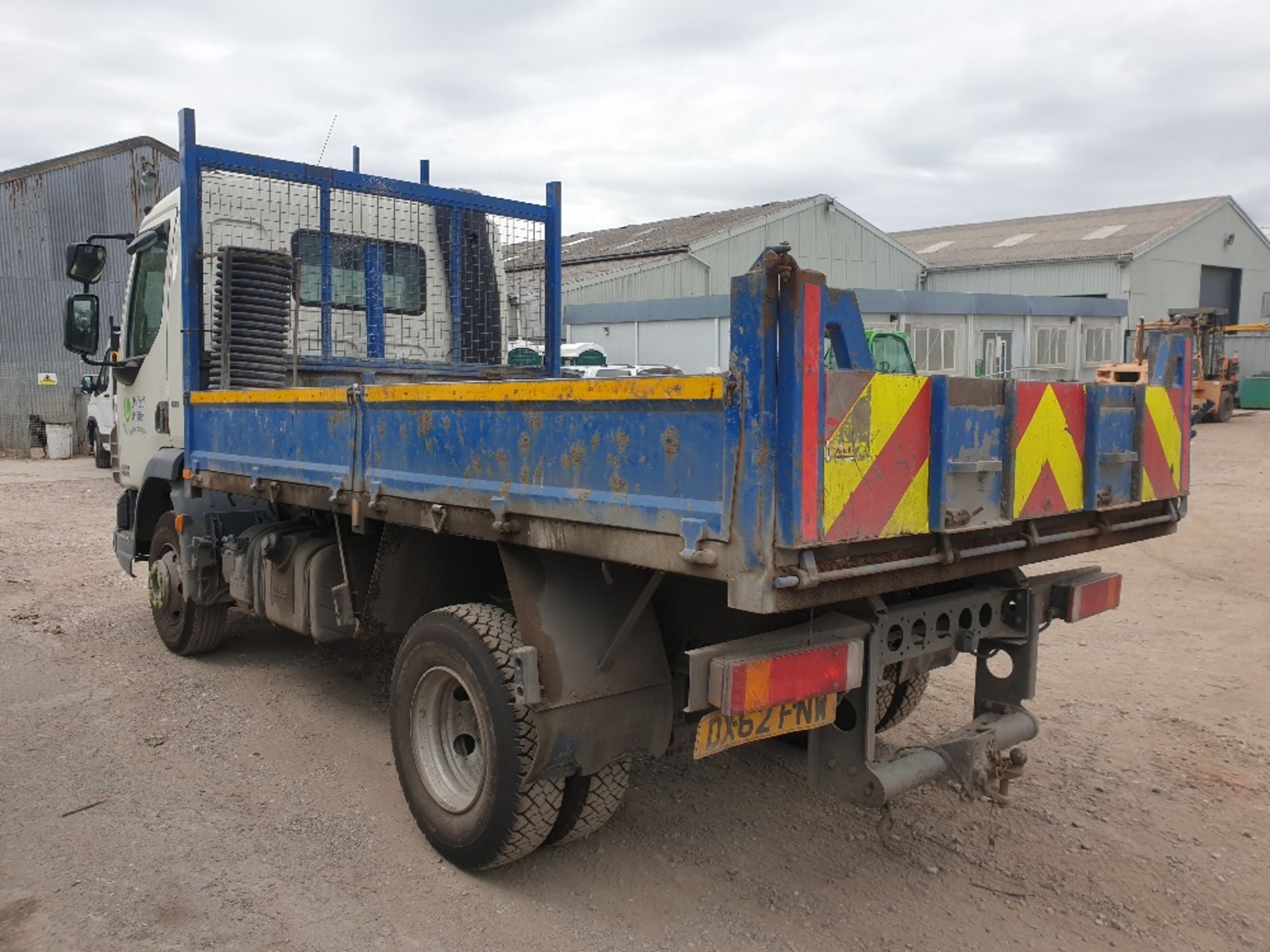 DAF LF FA 45.160 Ti with Brit-Tipp tipper body DX62 FNW - Image 4 of 11