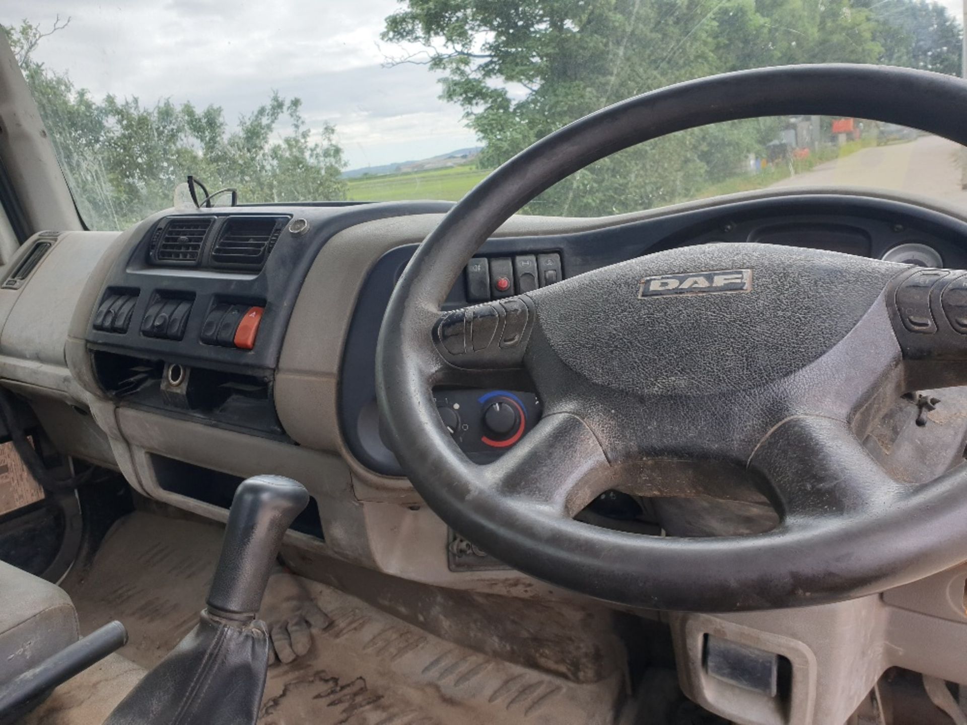 DAF LF FA 45.160 Ti with Brit-Tipp tipper body DX62 FNW - Image 10 of 11