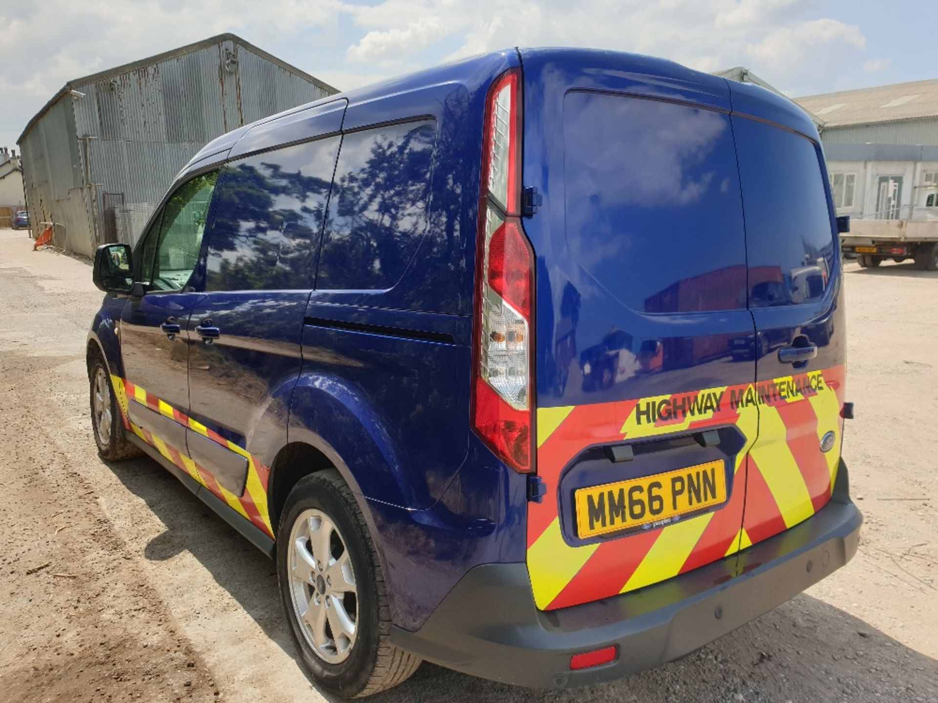 Ford Transit Connect 1.5l Diesel SWB panel van MM66 PNN - Image 3 of 20