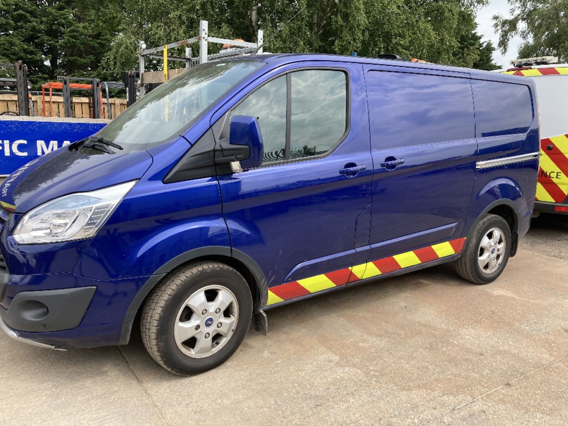 Ford Transit Custom 270 L1 Diesel FWD 2.0 TDCi 105ps MW16 LZT - Image 14 of 24