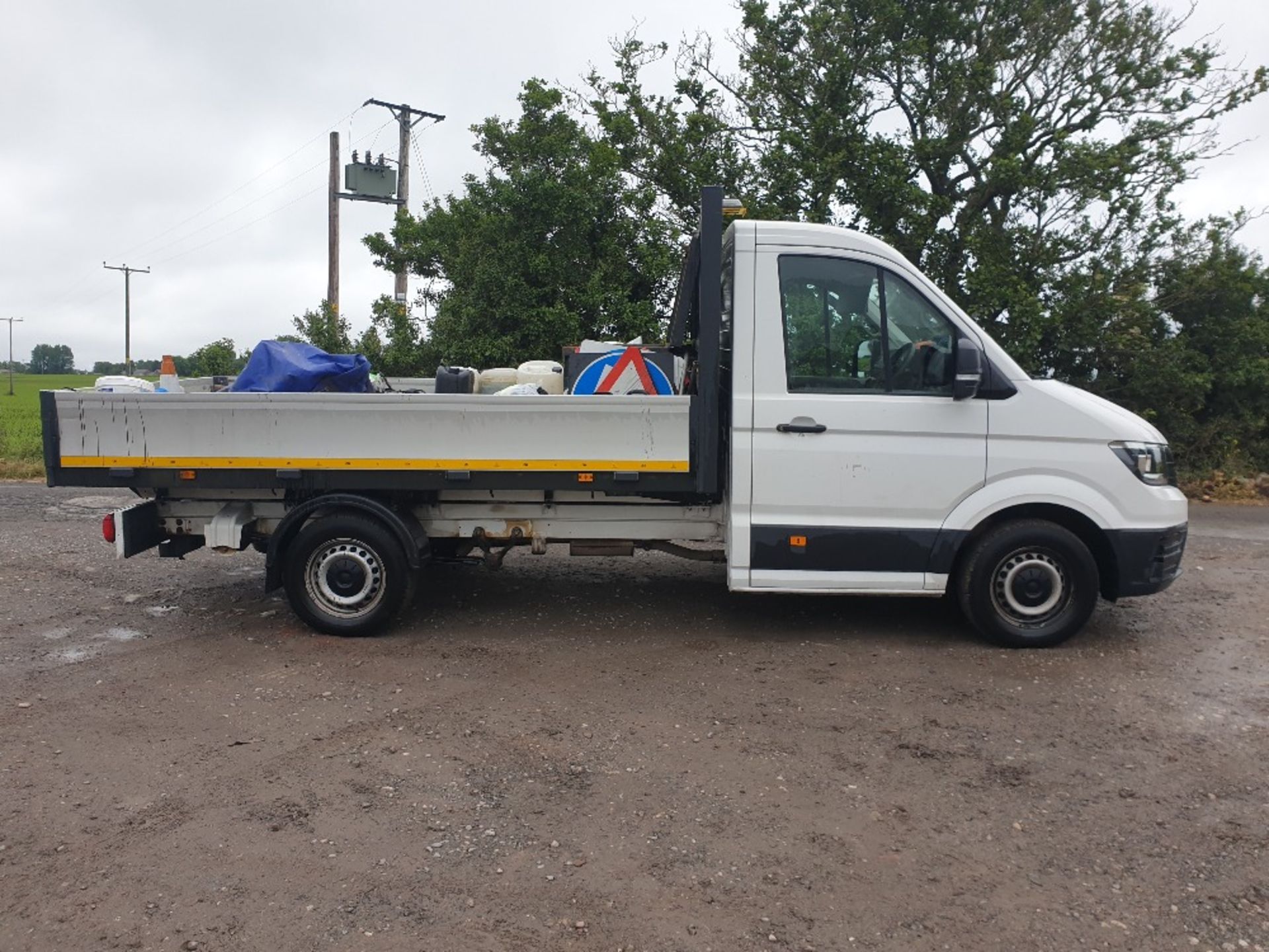 Volkswagen Crafter CR35 Startline Tdi dropside body DE19 XNY - Image 23 of 27