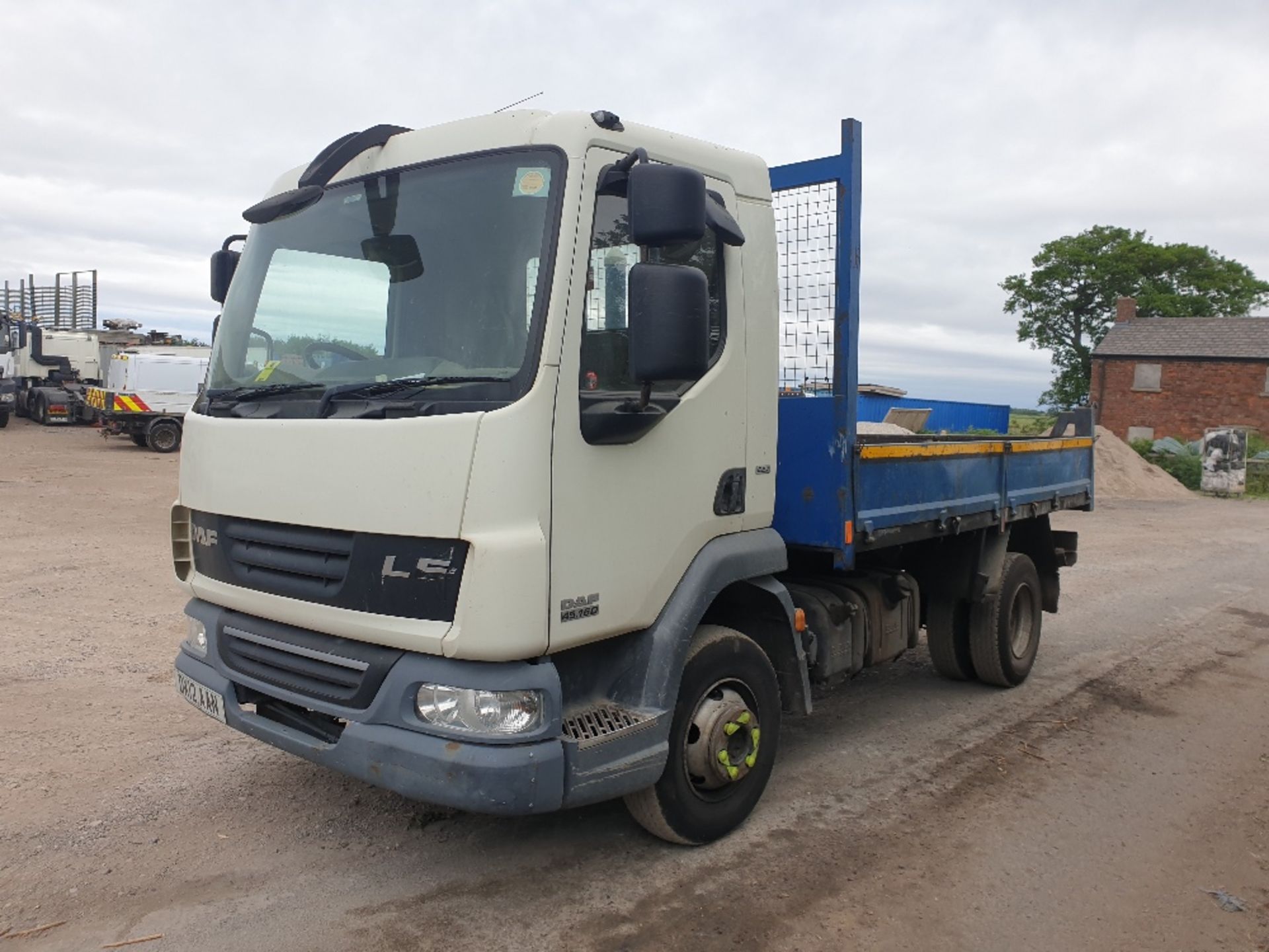 DAF LF FA 45.160 Ti with Brit-Tipp tipper body DX12 AAN - Image 3 of 10