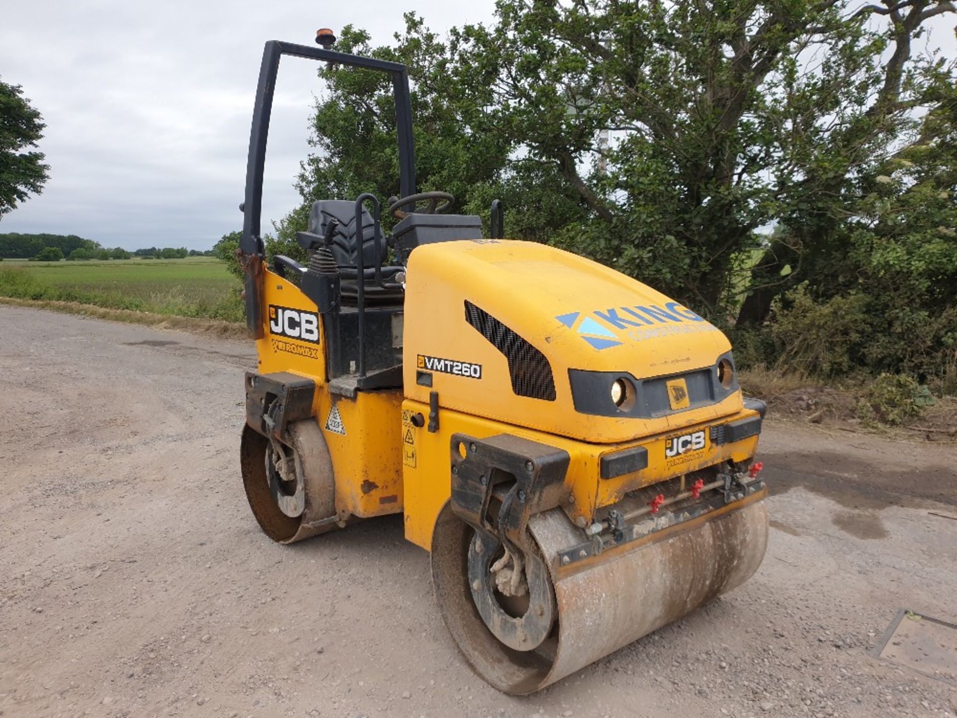 JCB VMT260 Vibromax Roller 120cm