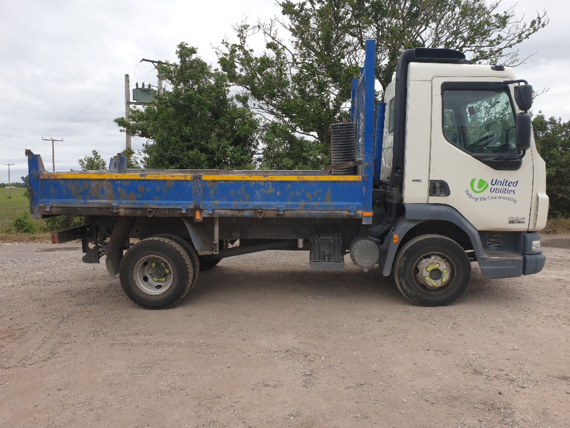 DAF LF FA 45.160 Ti with Brit-Tipp tipper body DX62 FNW - Image 8 of 11