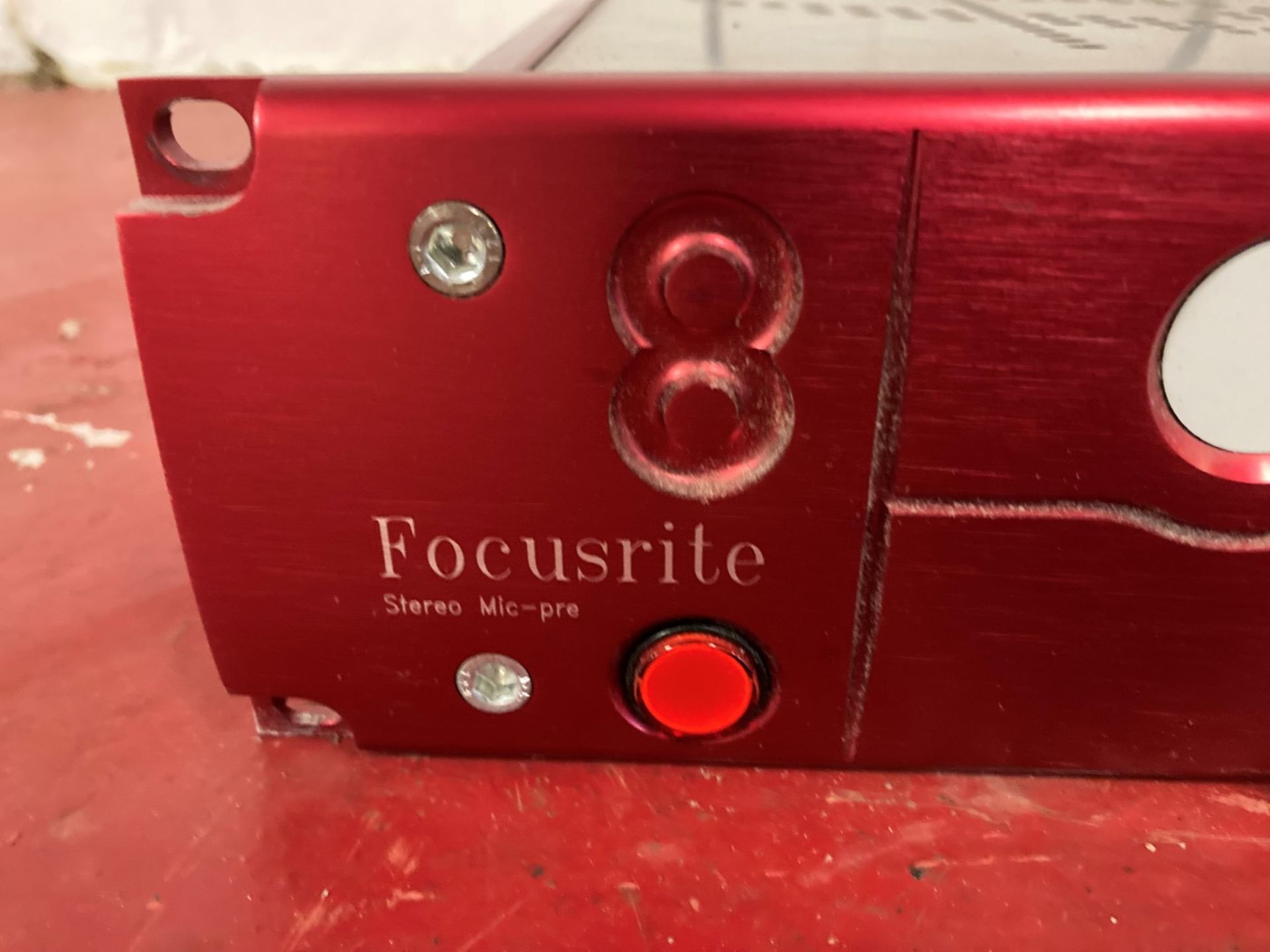 Focusrite RED microphone preamp compressor limiter - Bild 3 aus 5