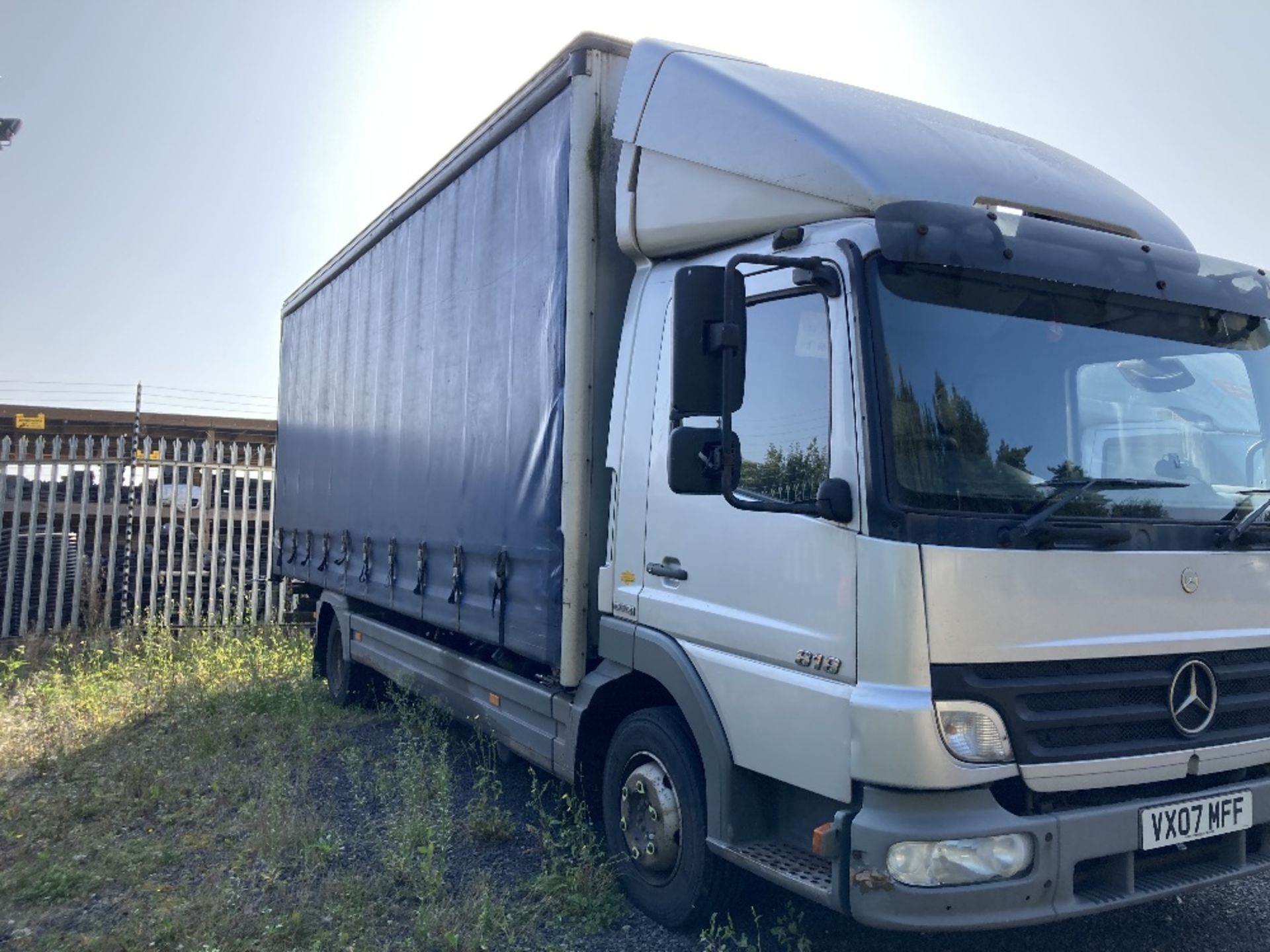 Mercedes Atego 818 Blue Tec 4 7.5T Curtain Sider HGV (VX07MFF) - Image 3 of 18