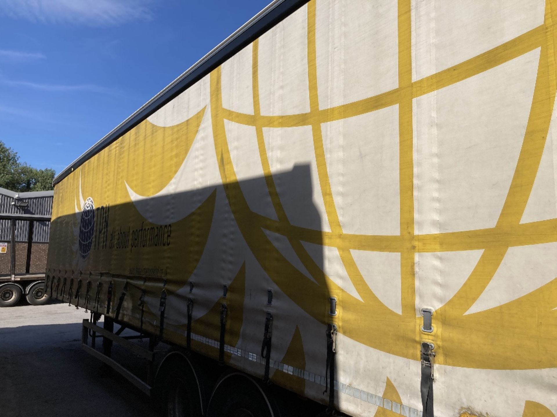 SDC 13.7mtr tri-axle curtainside trailer - Image 7 of 12