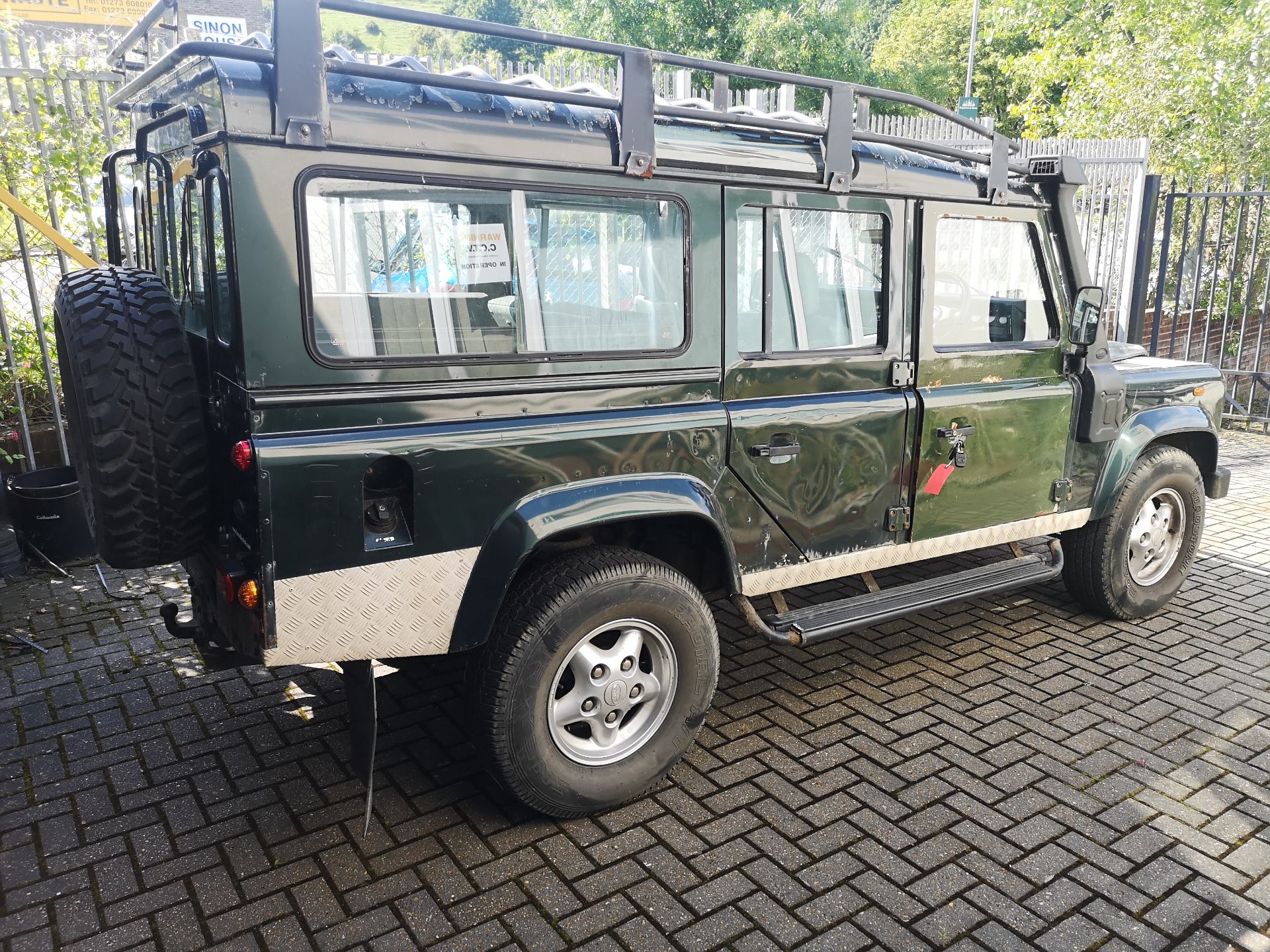 Land Rover Defender 110 County TD5 - Image 4 of 19