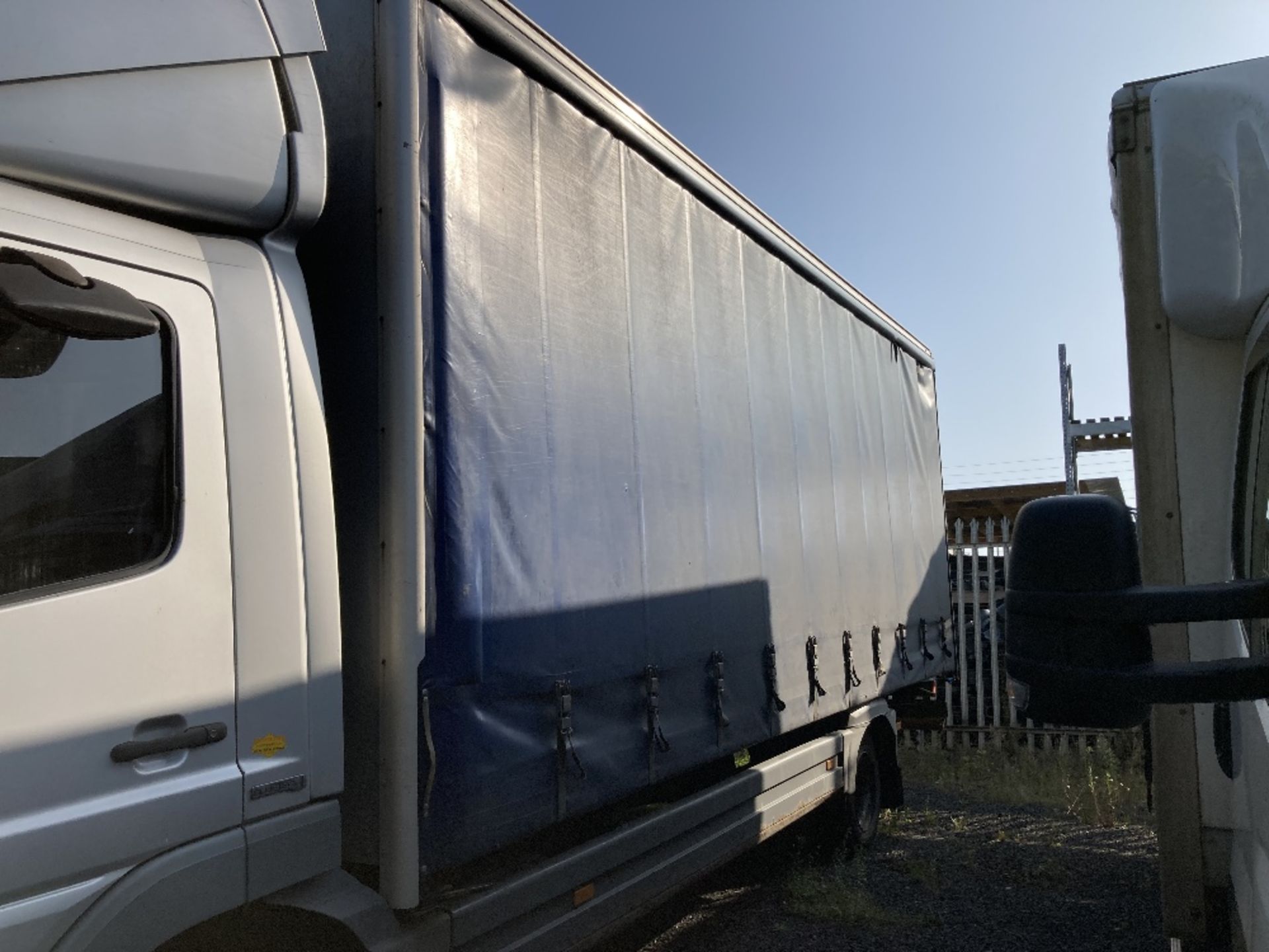 Mercedes Atego 818 Blue Tec 4 7.5T Curtain Sider HGV (VX07MFF) - Image 5 of 18