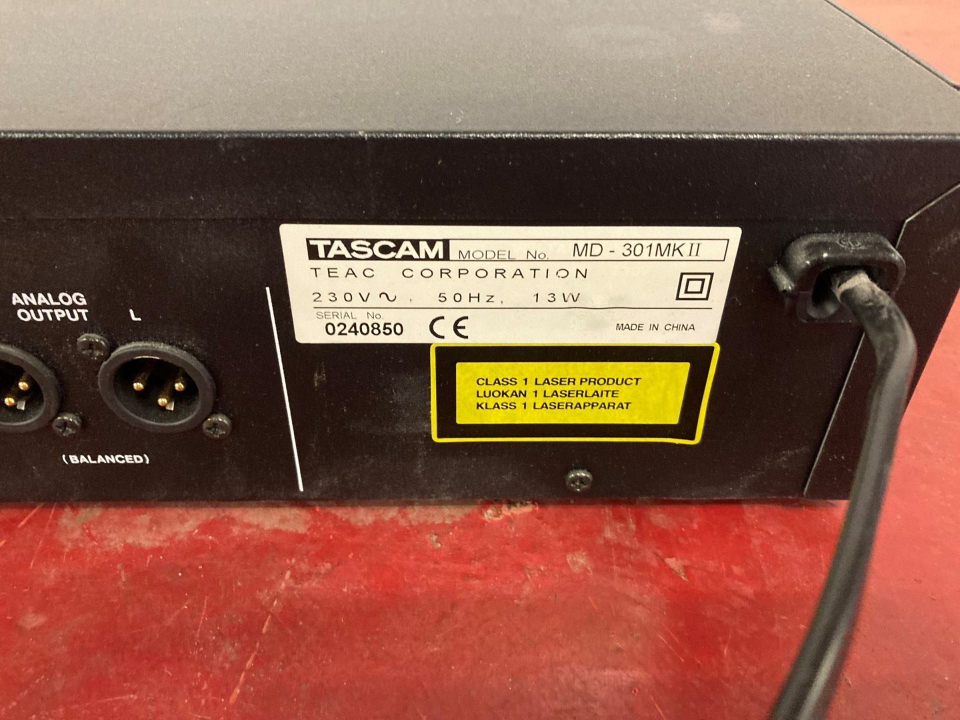 Tascam MD-301 MKII mini disk player / recorder - Bild 4 aus 4