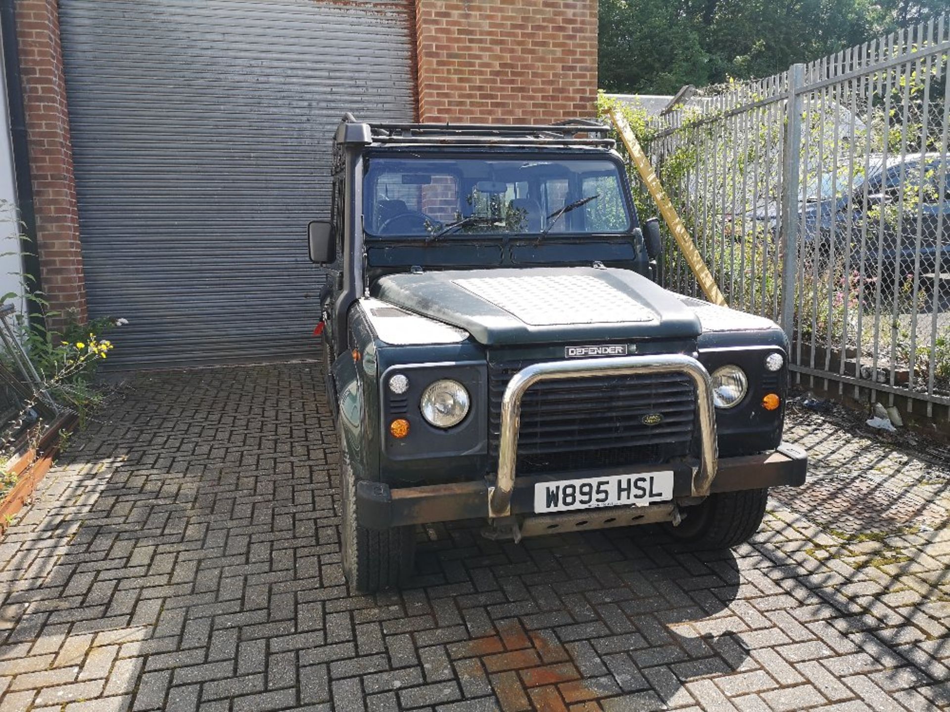 (2000) Land Rover Defender 110 County TD5 Registration: W895 HSL