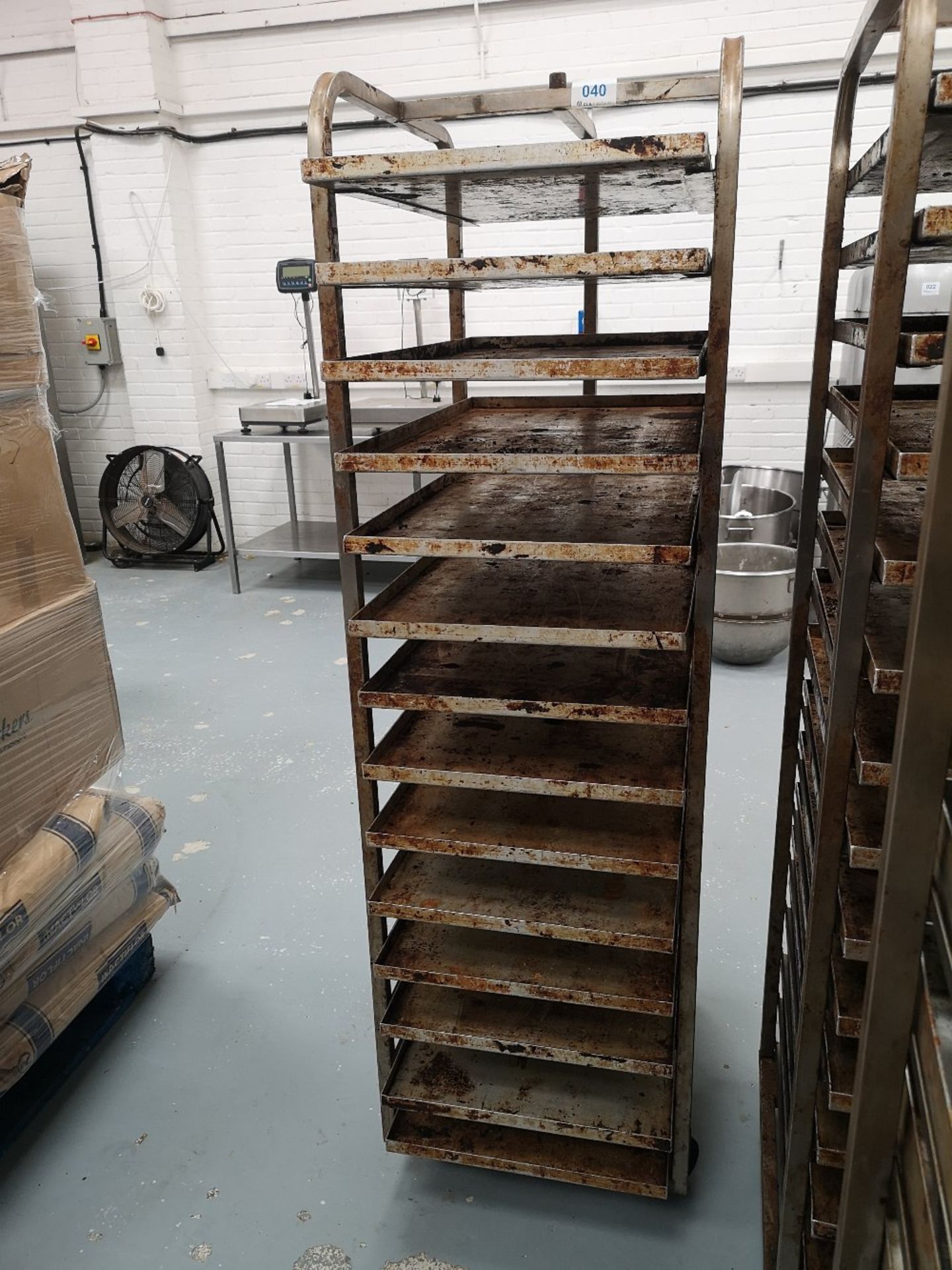 Fourteen Slot Bakery Rack/Tray Trolley - Image 3 of 3