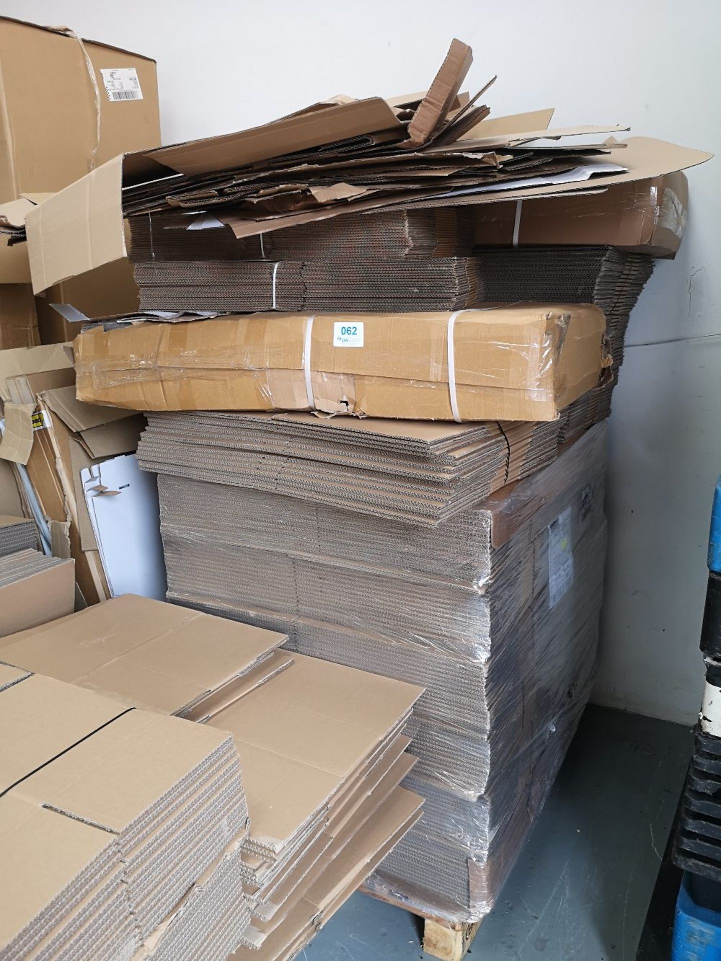 (2) Pallets of Various Sized Cardboard Boxes - Image 3 of 5