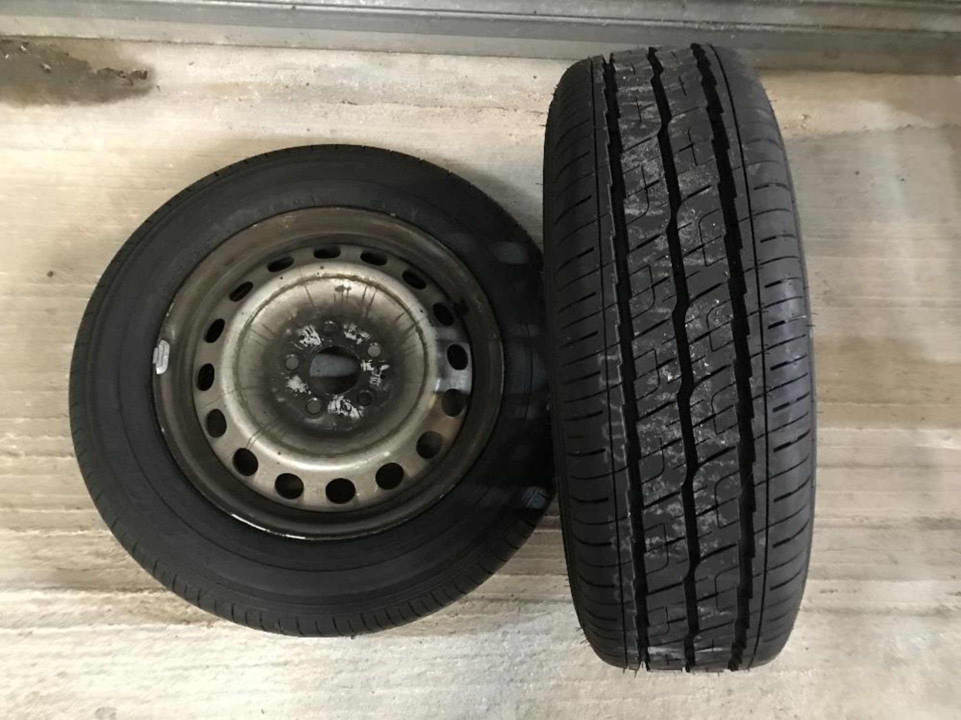 (2) 16 inch spare wheels with Avon 205/65/R16C tyres - Image 3 of 5