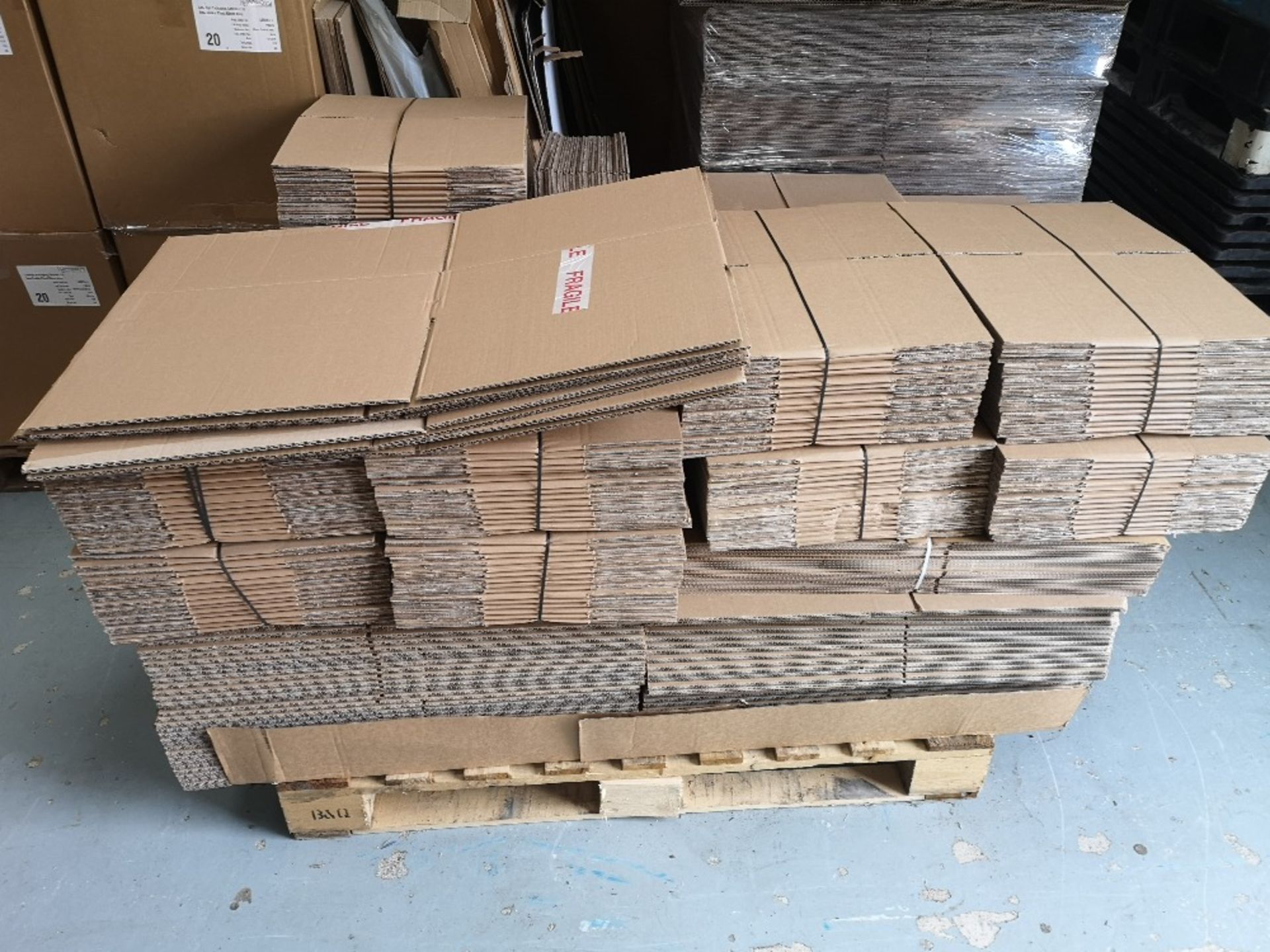 (2) Pallets of Various Sized Cardboard Boxes - Image 2 of 5
