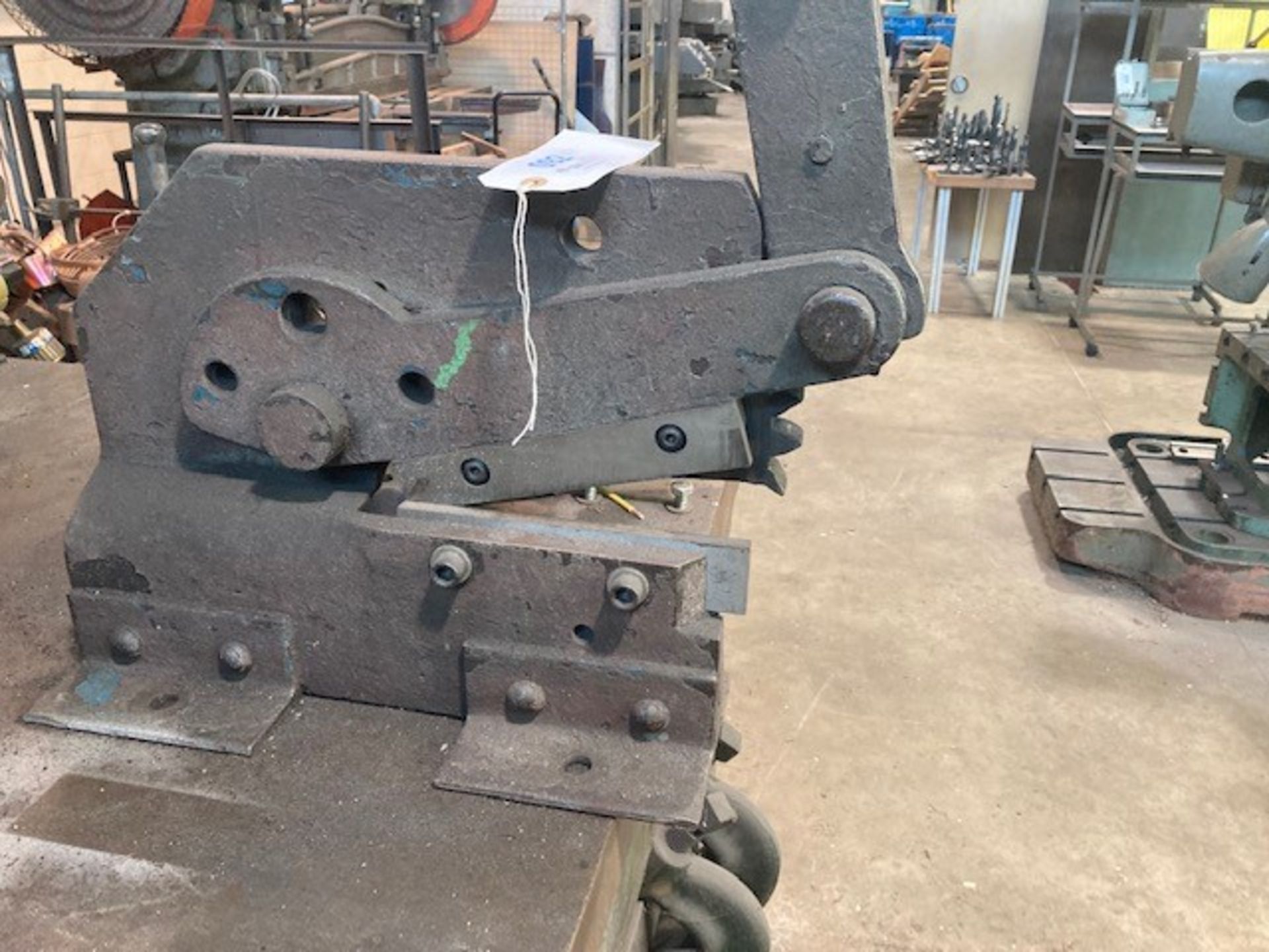 Manual Sheet Metal Cutter - Image 2 of 3