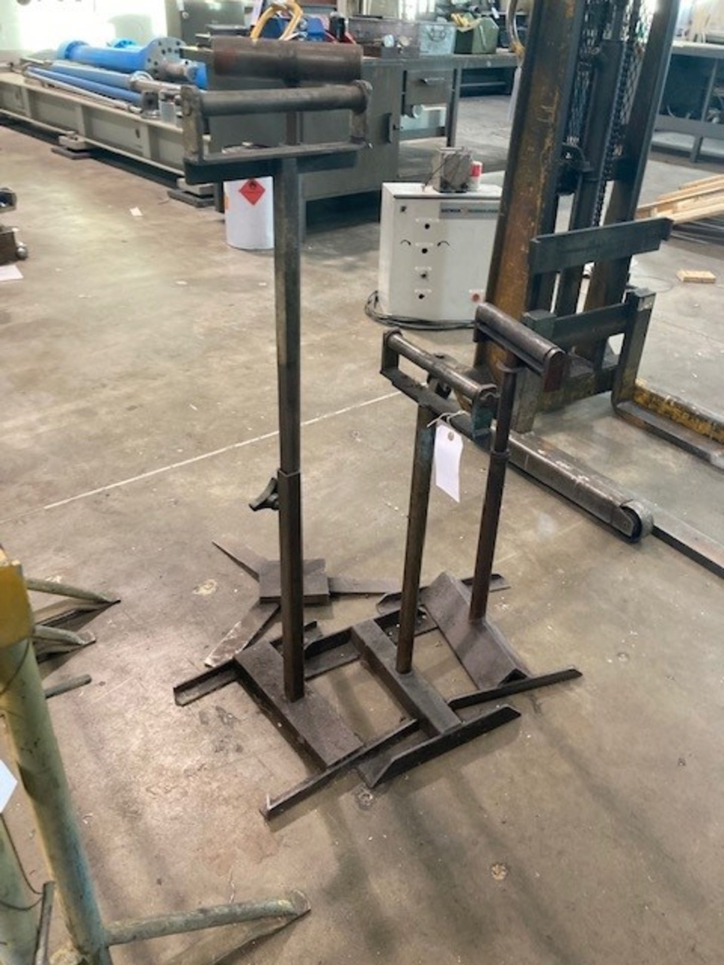 (4) Various Size Roller Stands - Image 2 of 3