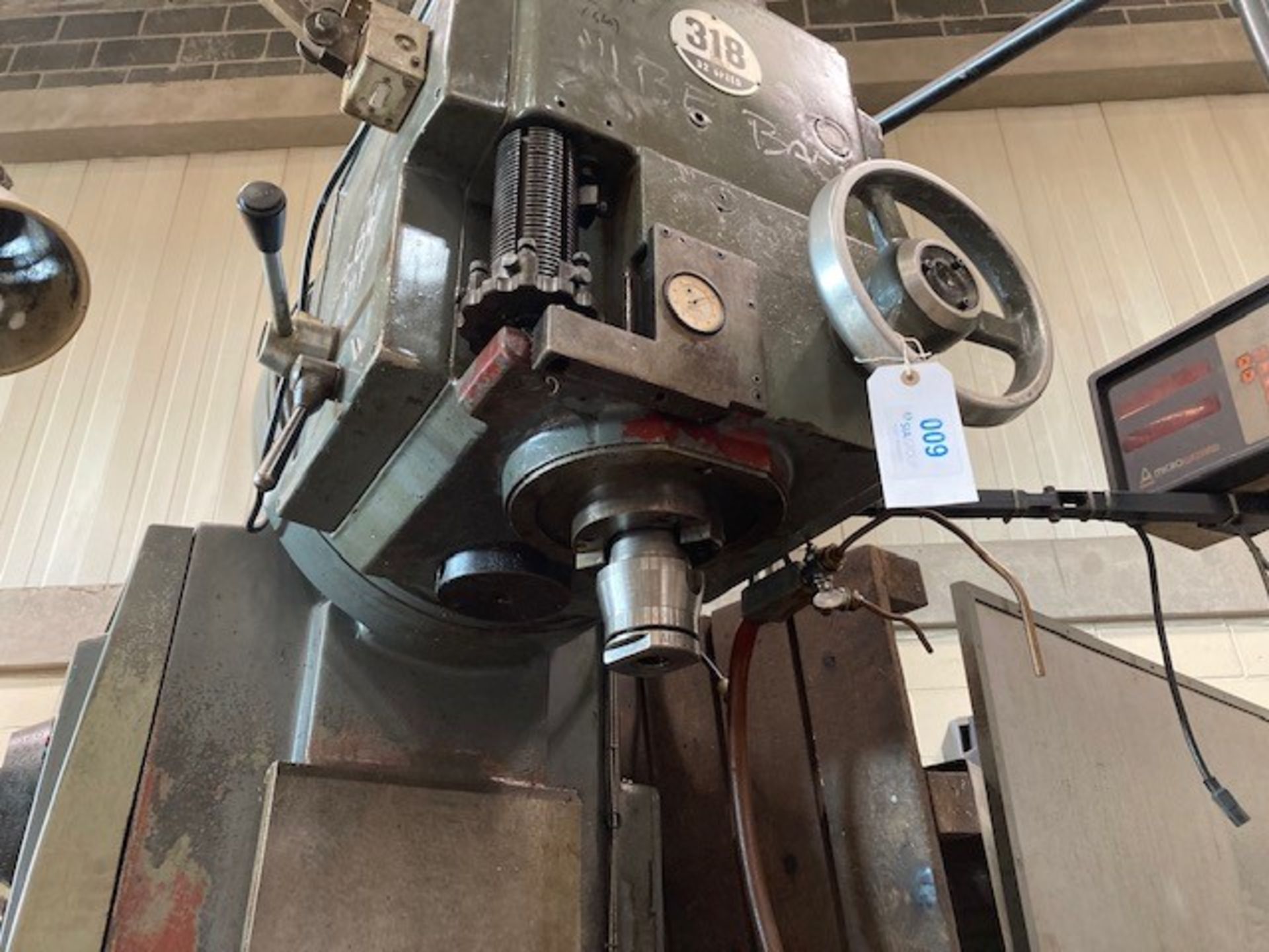 Elliot 70 Series Model 318 Heavy Duty Vertical Milling Machine - Image 4 of 7