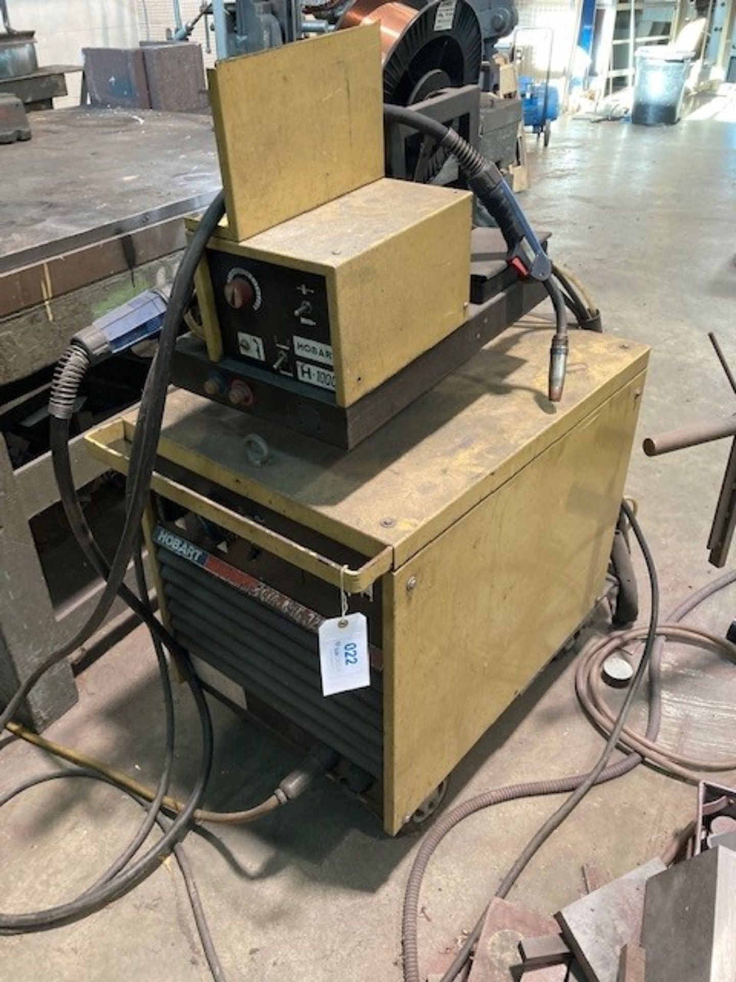 Hobart Beta-MIG 320 Mig Welder with Hobart H-1000 Attachment - Image 2 of 5