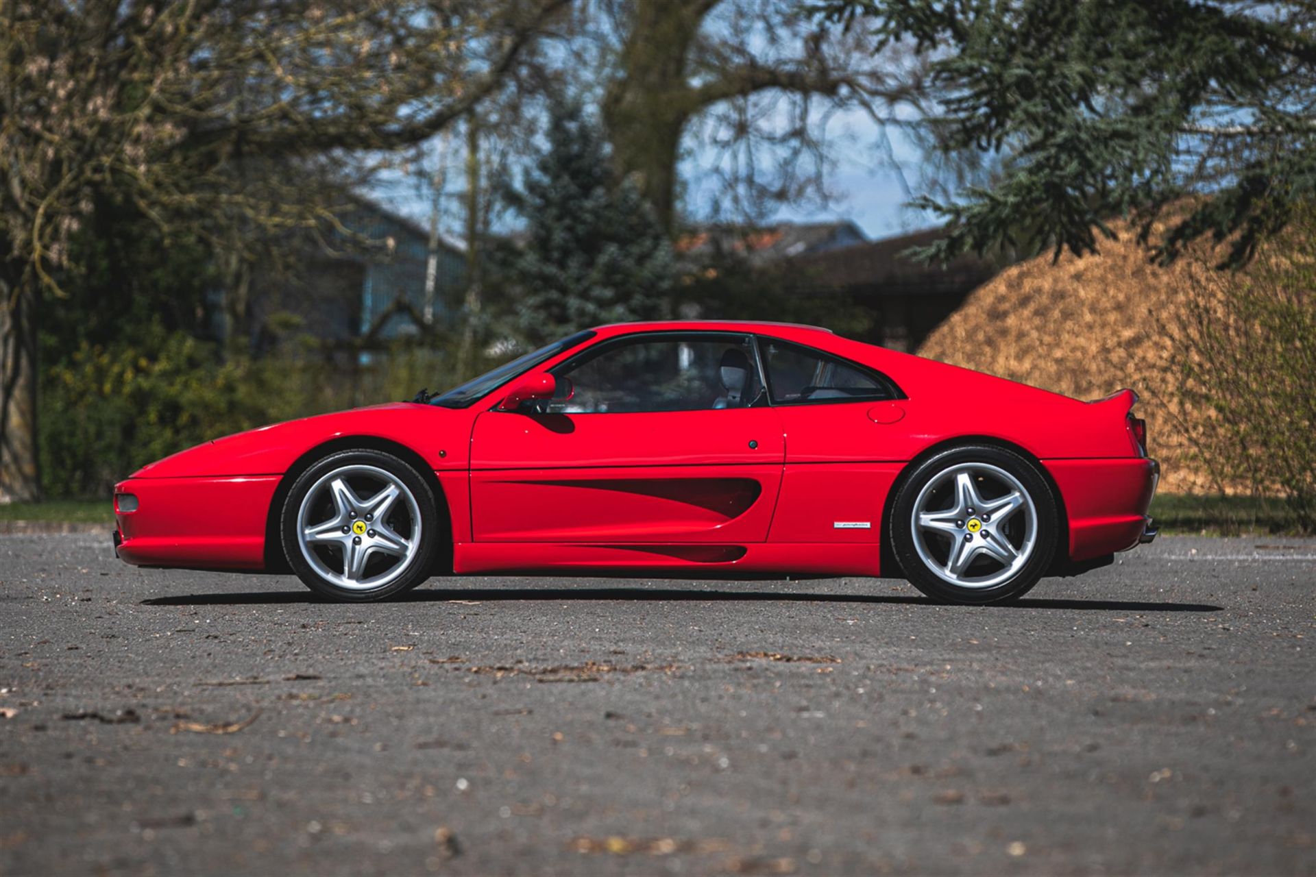 1996 Ferrari F355 GTB - Manual - Image 8 of 10