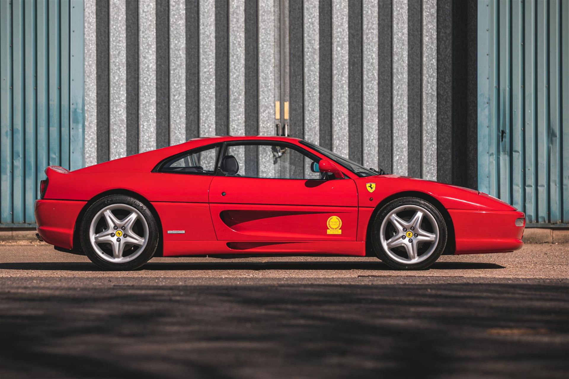 1995 Ferrari F355 GTB - Manual - Image 7 of 10