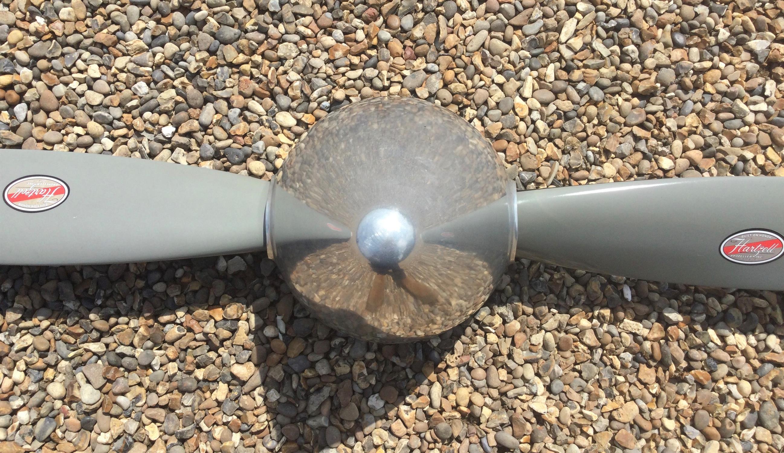 A Superb Polished Aluminium Twin-Blade Hartzell Aircraft Propeller - Bild 5 aus 10