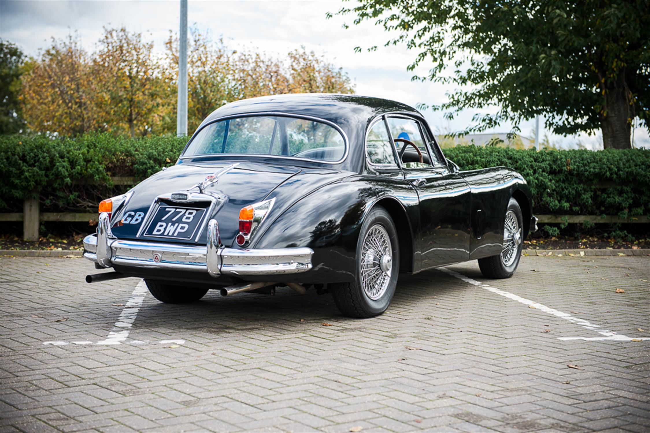 1960 Jaguar XK150 SE 3.4 FHC - Image 2 of 6