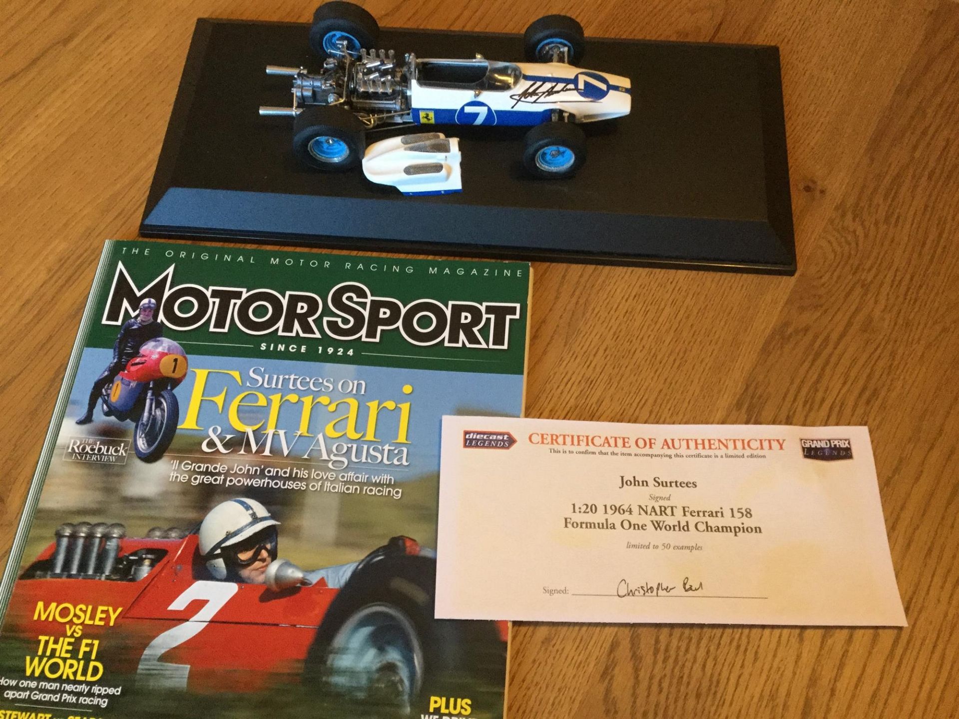 Superb John Surtees Tribute Collection of Models and Memorabilia - Bild 4 aus 8