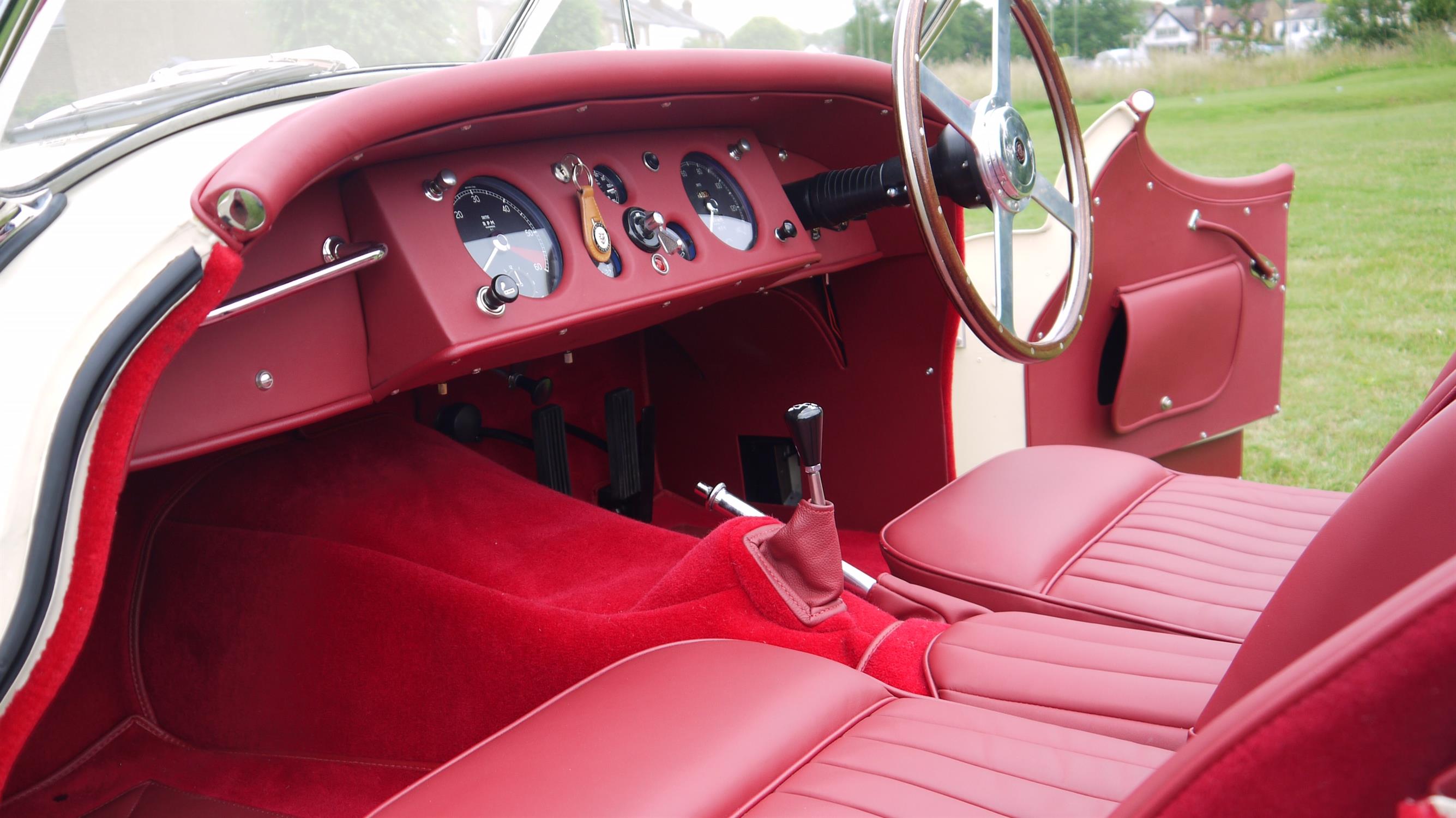 1952 Jaguar XK120 Fast Road Car - Image 9 of 10