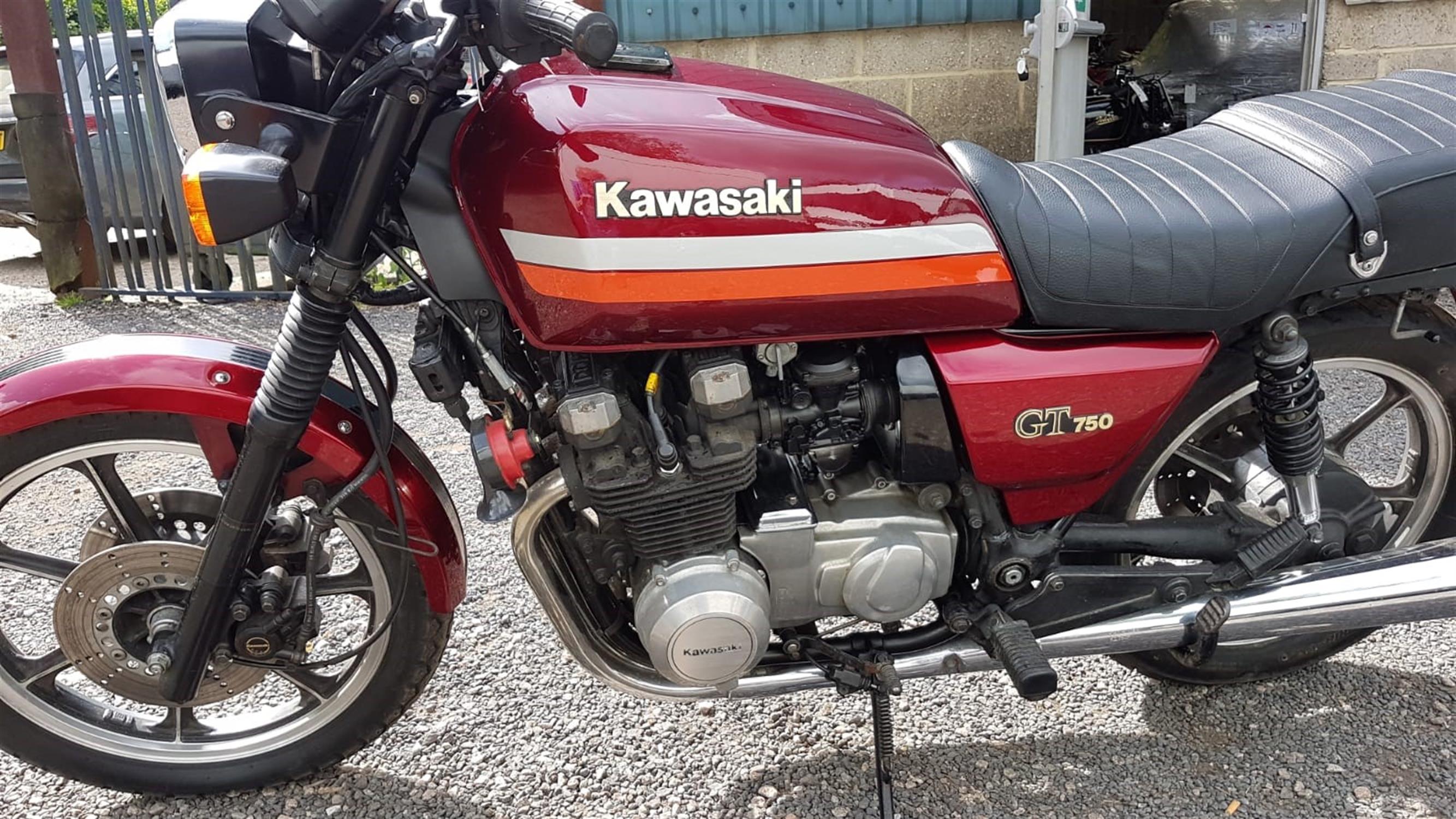 1989 Kawasaki GT750 - Image 2 of 5