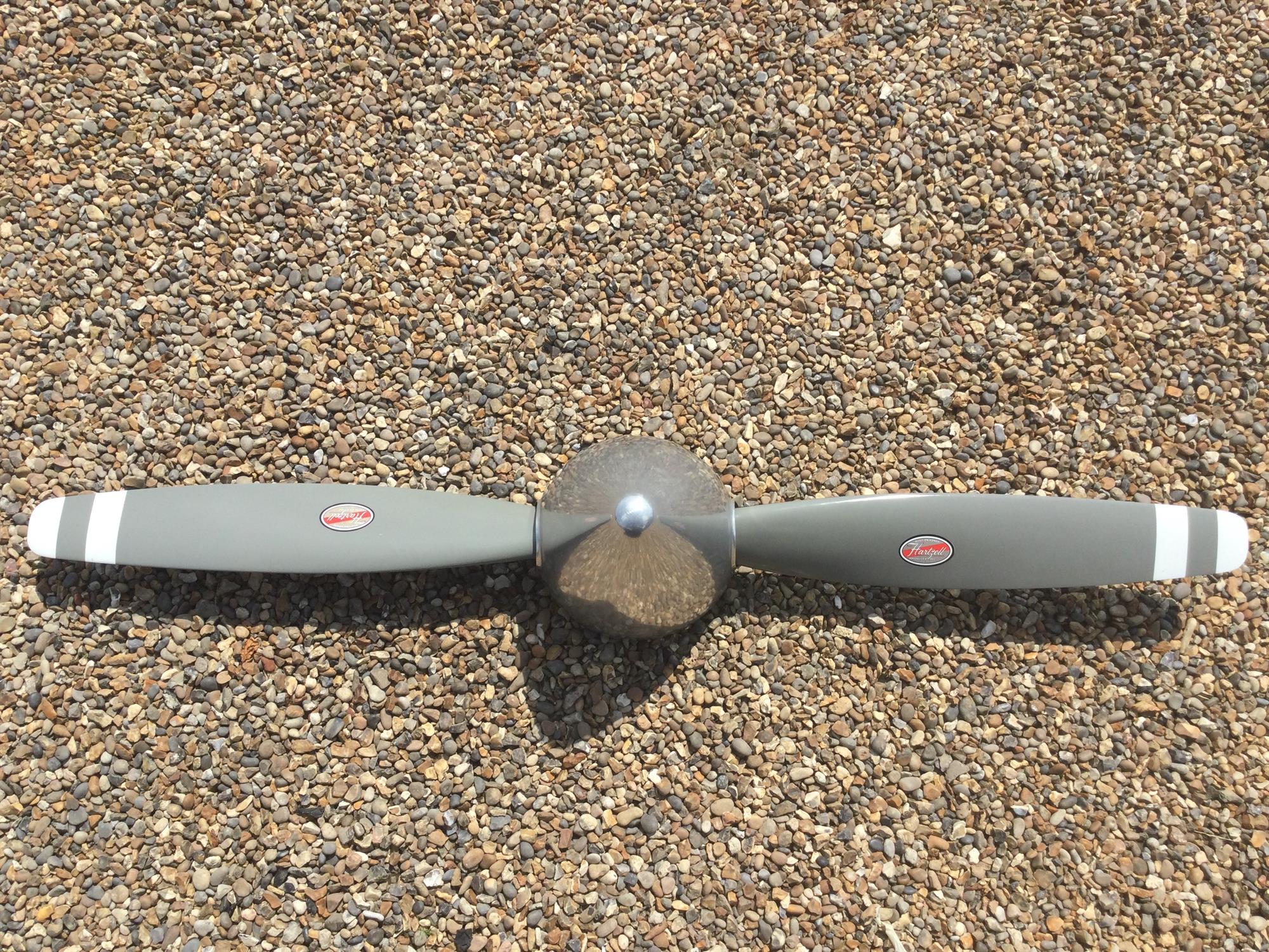 A Superb Polished Aluminium Twin-Blade Hartzell Aircraft Propeller - Bild 3 aus 10