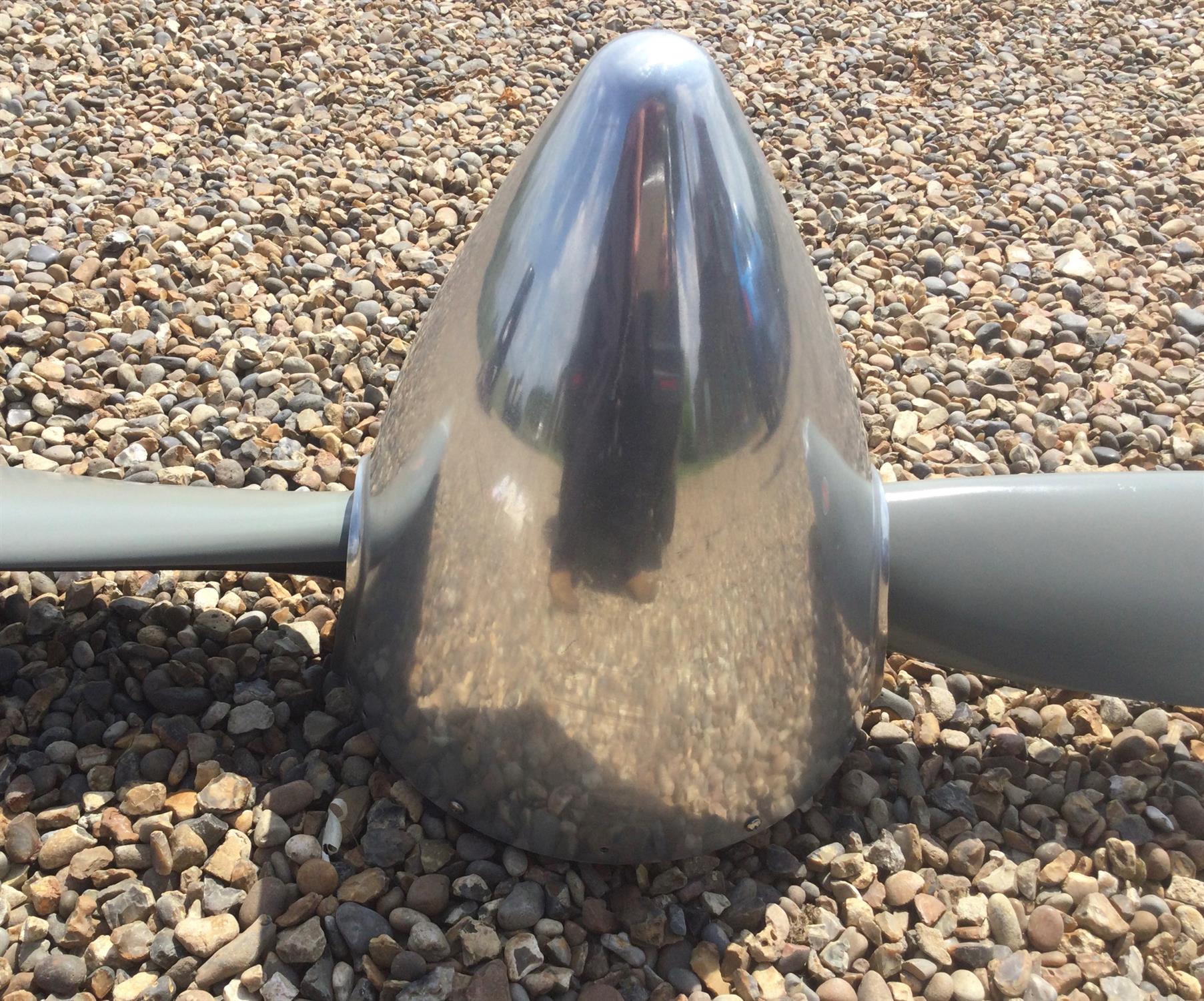 A Superb Polished Aluminium Twin-Blade Hartzell Aircraft Propeller - Bild 6 aus 10