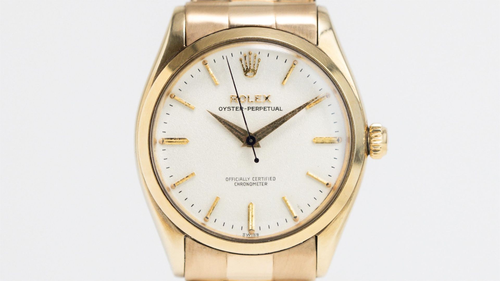 Rolex Oyster Perpetual 9ct model 6564 1946.