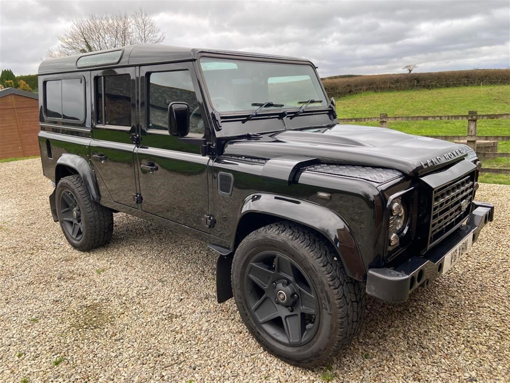 2011 Land Rover Defender 110 'Coyote' 5.0 V8 - Image 2 of 10