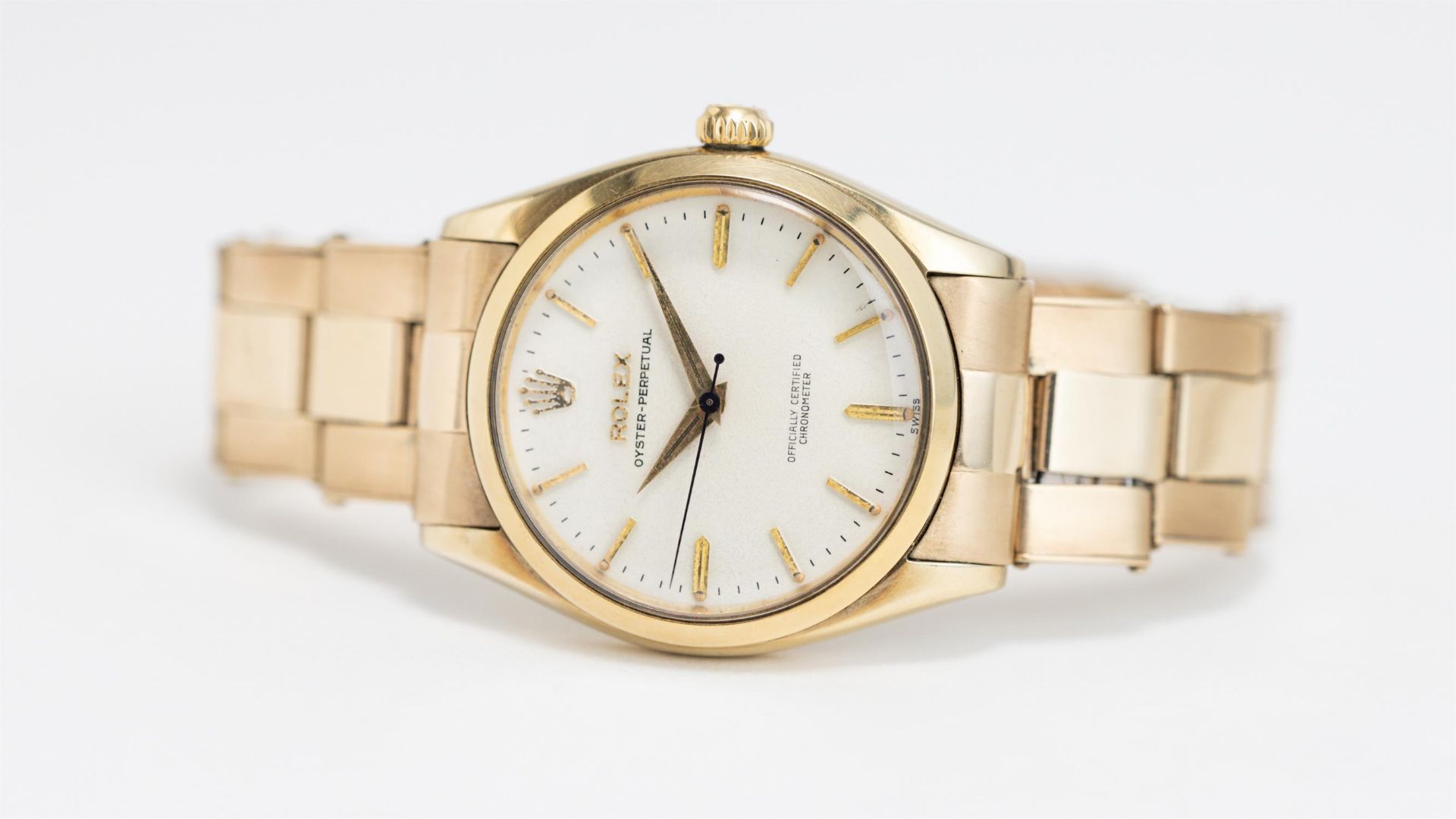 Rolex Oyster Perpetual 9ct model 6564 1946. - Image 3 of 3