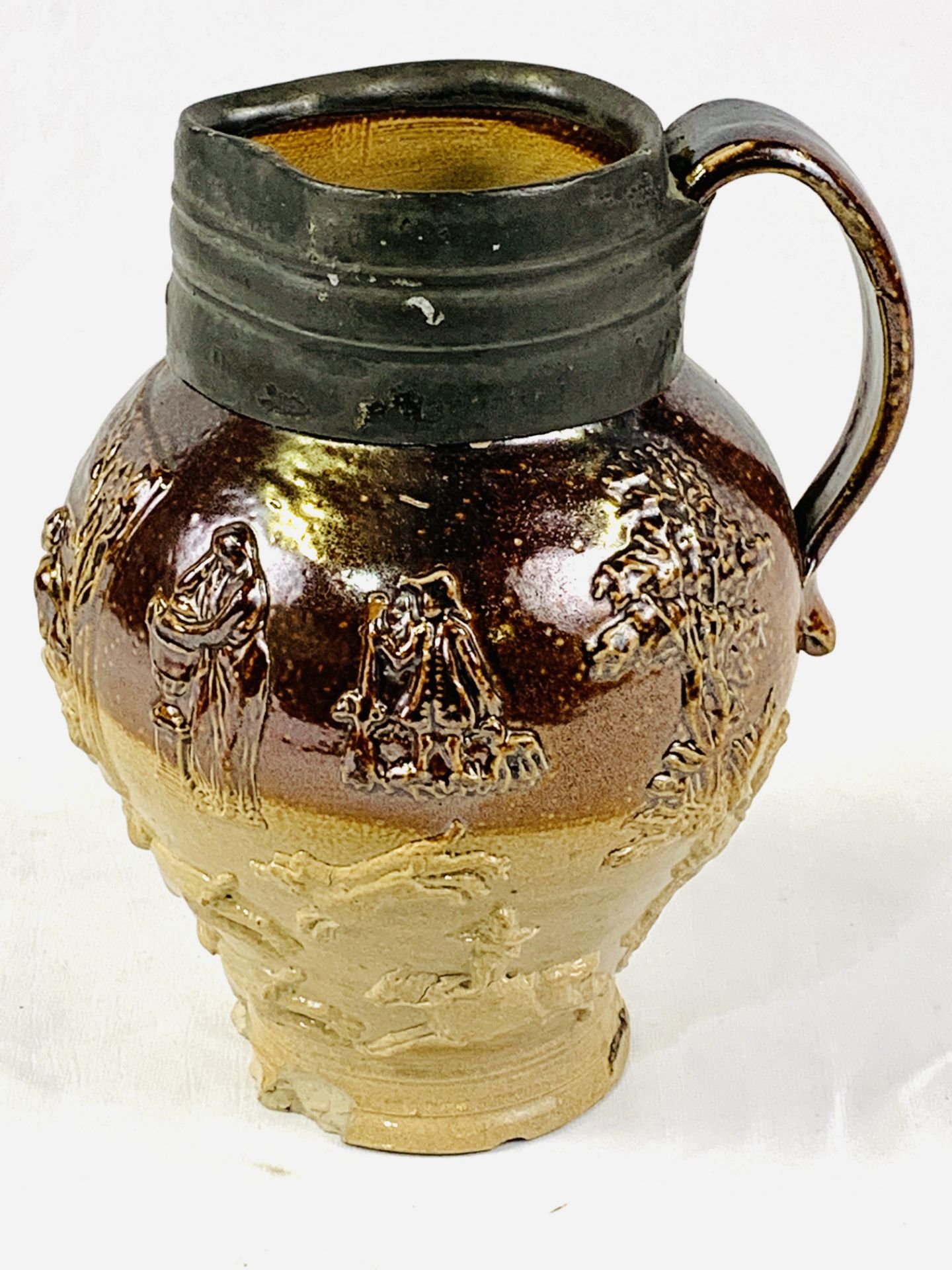 A Georgian Mortlake Kishere salt glazed stoneware jug. - Image 3 of 3