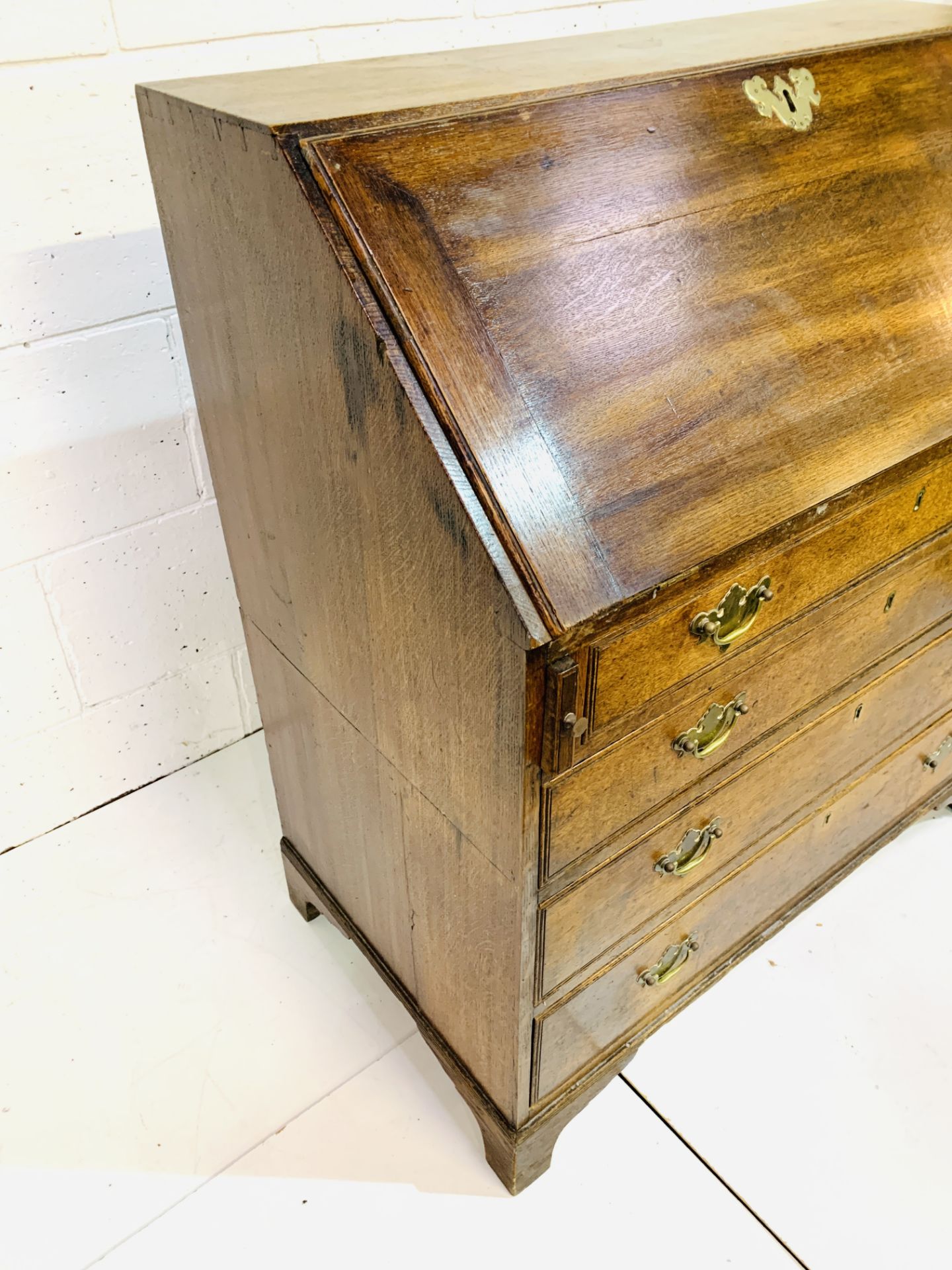 18th Century oak bureau - Image 5 of 6