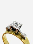 18ct gold and diamond solitaire ring